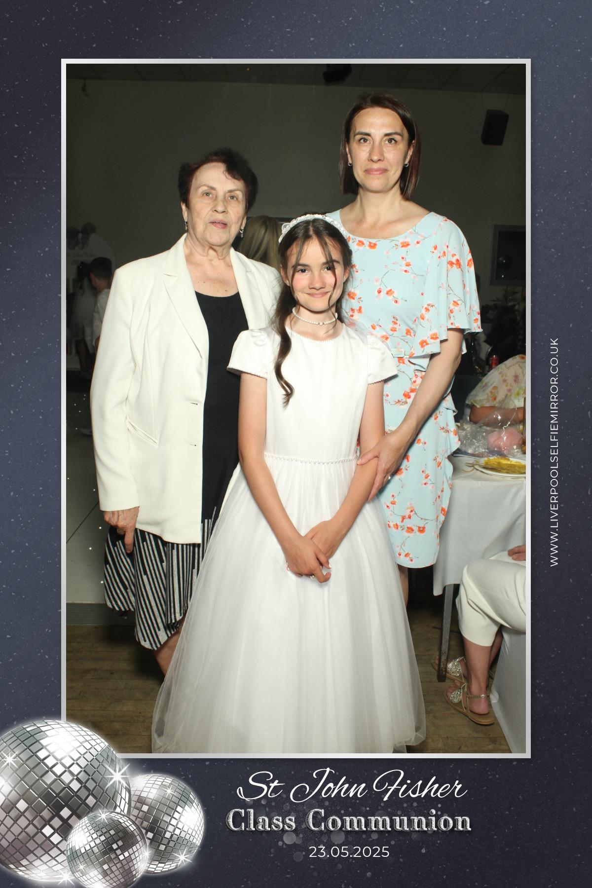 St John Fisher Class Communion 2025 | View more photos from the event at gallery.liverpoolselfiemirror.co.uk/u/LiverpoolSelfieMirror/St-John-Fisher-Class-Communion-2025