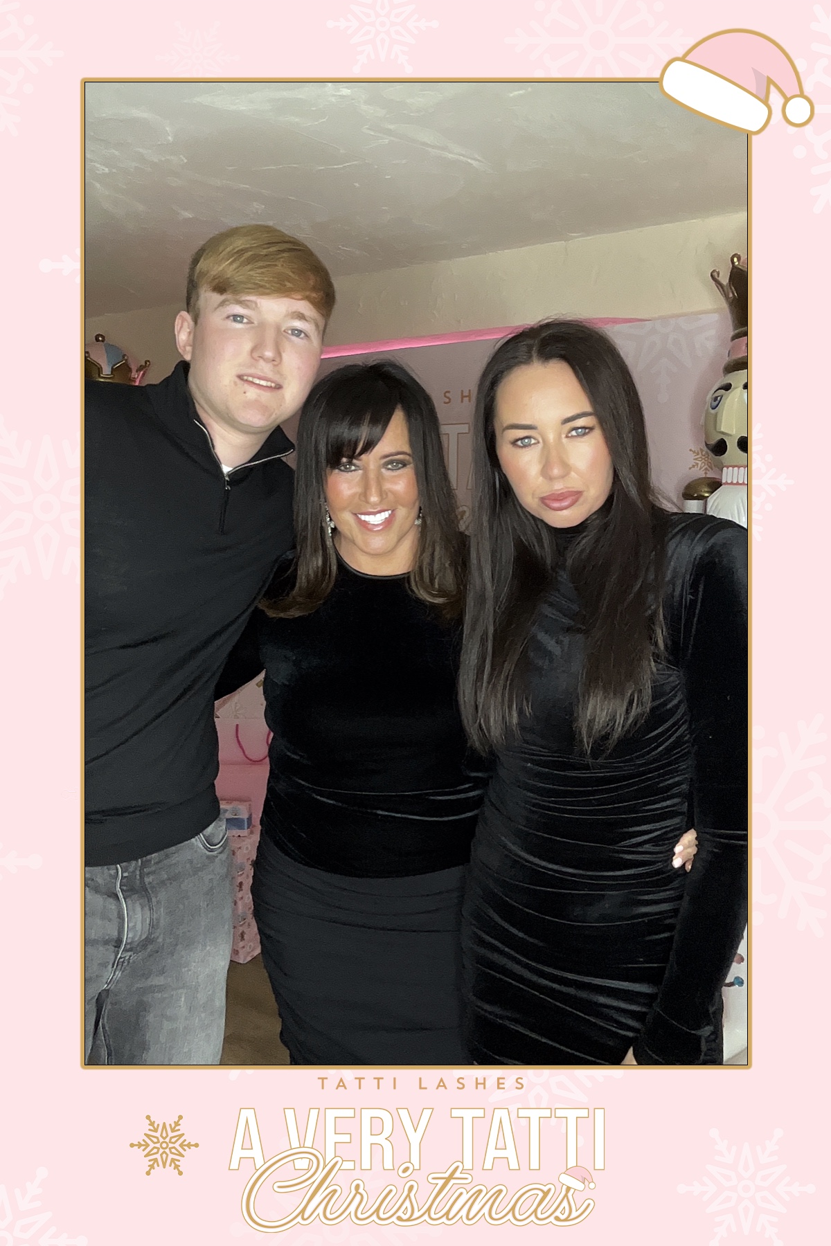 Tatti Lashes Christmas Party | View more photos from the event at gallery.liverpoolselfiemirror.co.uk/u/LiverpoolSelfieMirror/Tatti-Lashes-Christmas-Party