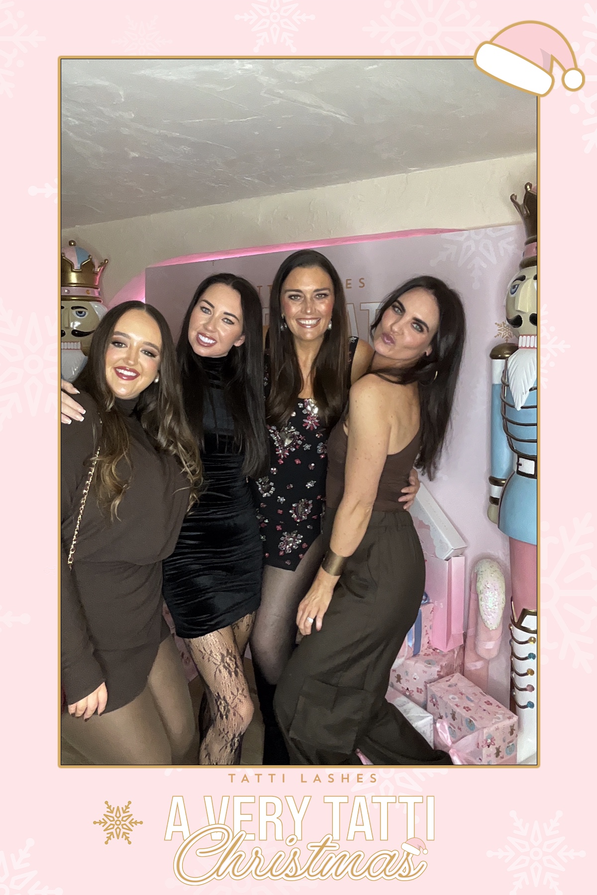 Tatti Lashes Christmas Party | View more photos from the event at gallery.liverpoolselfiemirror.co.uk/u/LiverpoolSelfieMirror/Tatti-Lashes-Christmas-Party