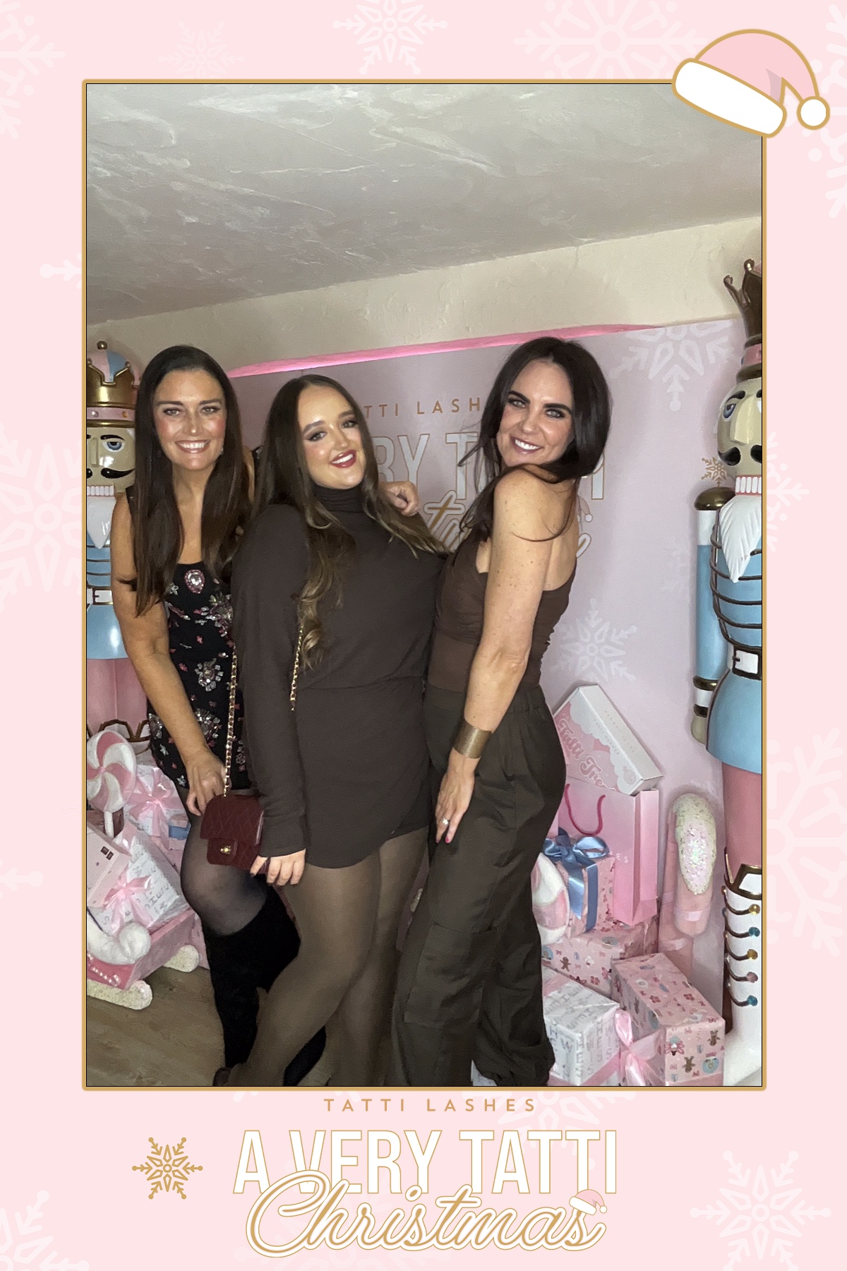 Tatti Lashes Christmas Party | View more photos from the event at gallery.liverpoolselfiemirror.co.uk/u/LiverpoolSelfieMirror/Tatti-Lashes-Christmas-Party