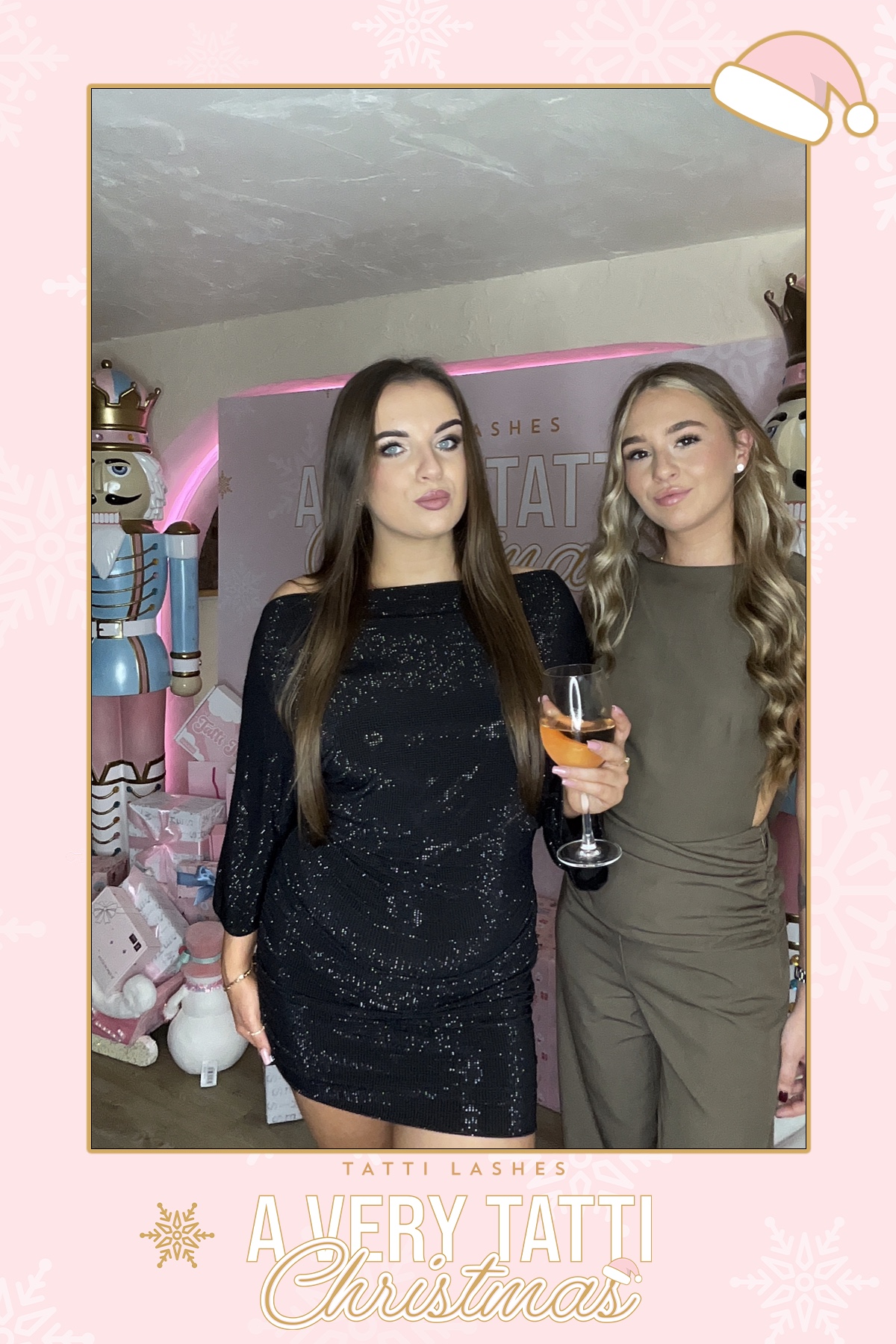 Tatti Lashes Christmas Party | View more photos from the event at gallery.liverpoolselfiemirror.co.uk/u/LiverpoolSelfieMirror/Tatti-Lashes-Christmas-Party