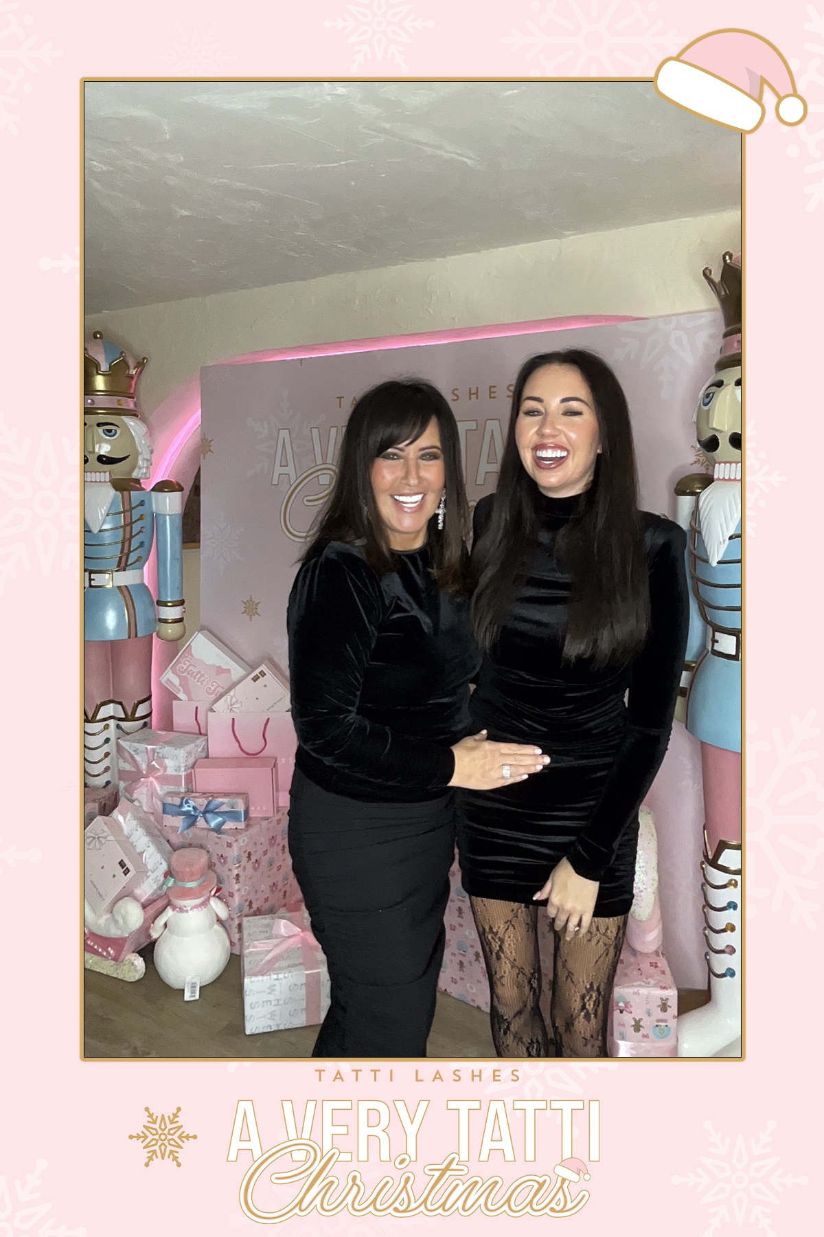 Tatti Lashes Christmas Party | View more photos from the event at gallery.liverpoolselfiemirror.co.uk/u/LiverpoolSelfieMirror/Tatti-Lashes-Christmas-Party