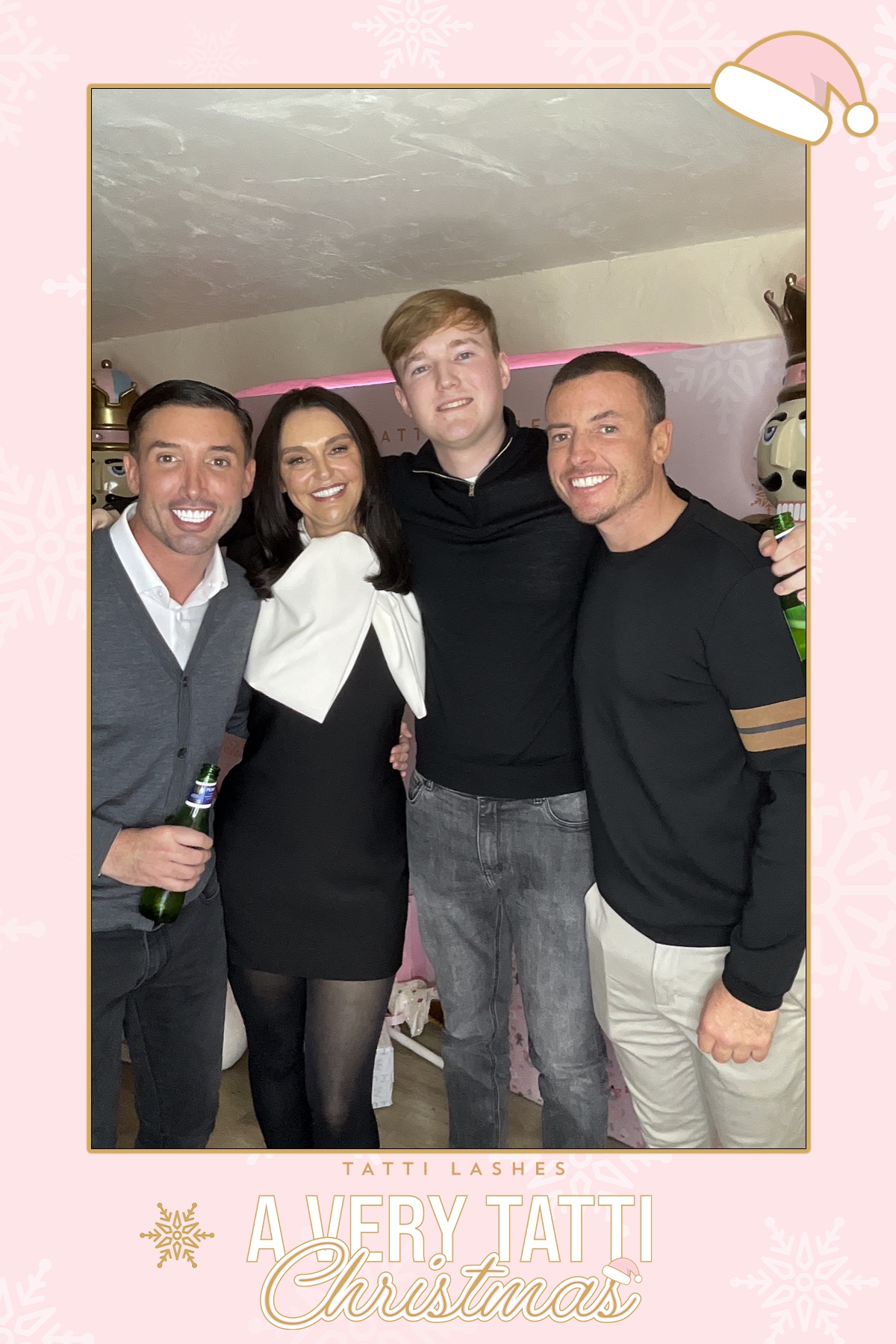 Tatti Lashes Christmas Party | View more photos from the event at gallery.liverpoolselfiemirror.co.uk/u/LiverpoolSelfieMirror/Tatti-Lashes-Christmas-Party