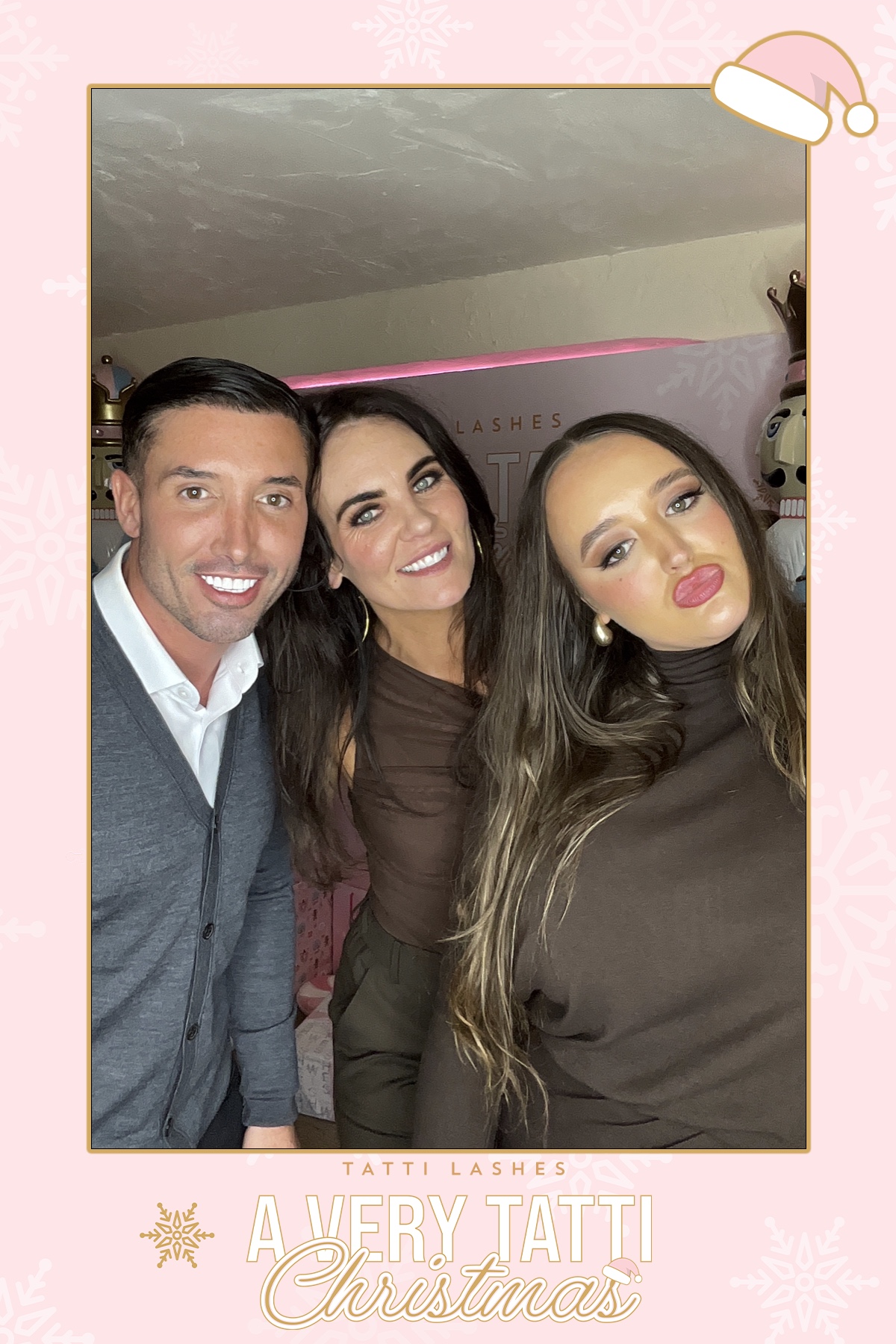 Tatti Lashes Christmas Party | View more photos from the event at gallery.liverpoolselfiemirror.co.uk/u/LiverpoolSelfieMirror/Tatti-Lashes-Christmas-Party