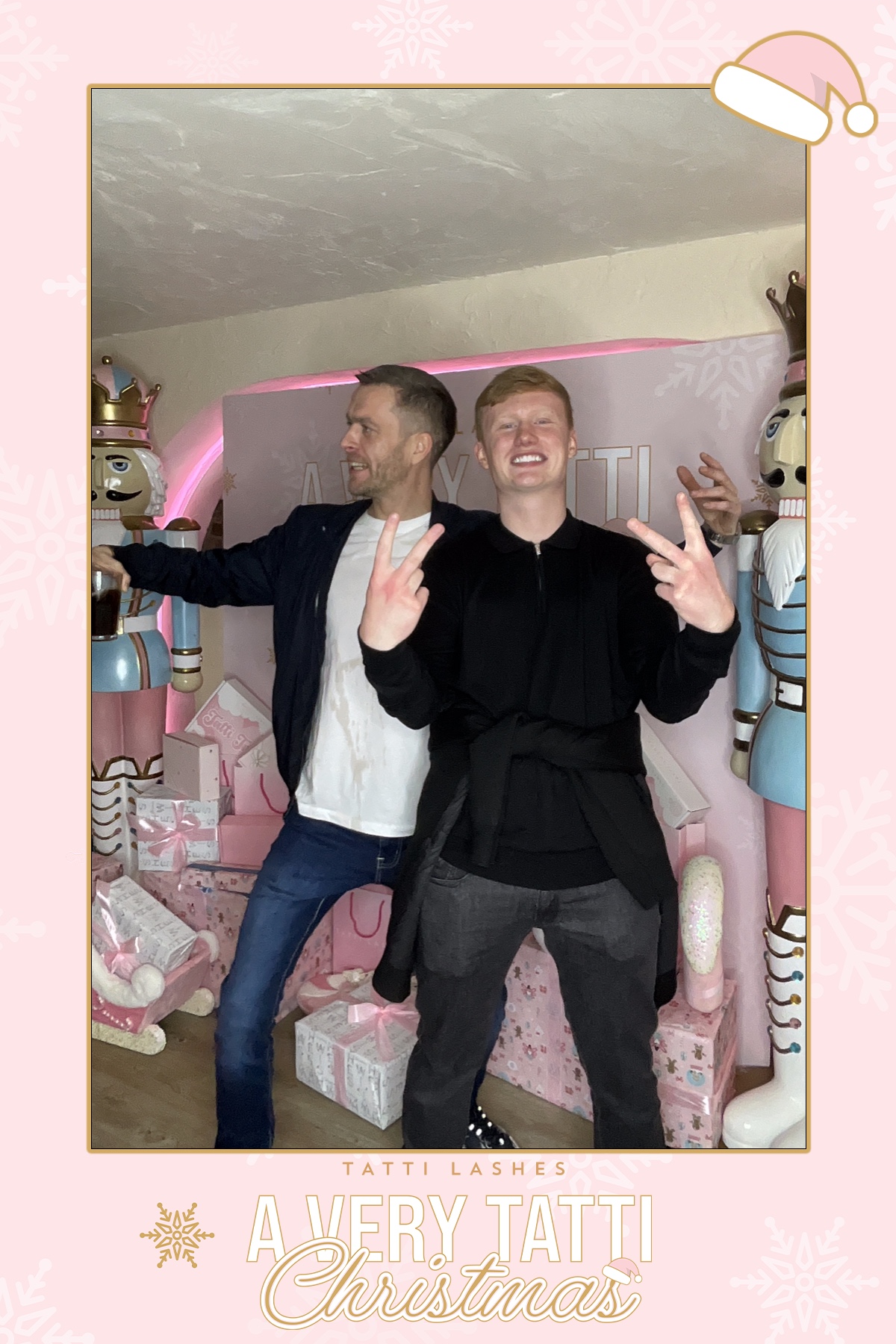 Tatti Lashes Christmas Party | View more photos from the event at gallery.liverpoolselfiemirror.co.uk/u/LiverpoolSelfieMirror/Tatti-Lashes-Christmas-Party