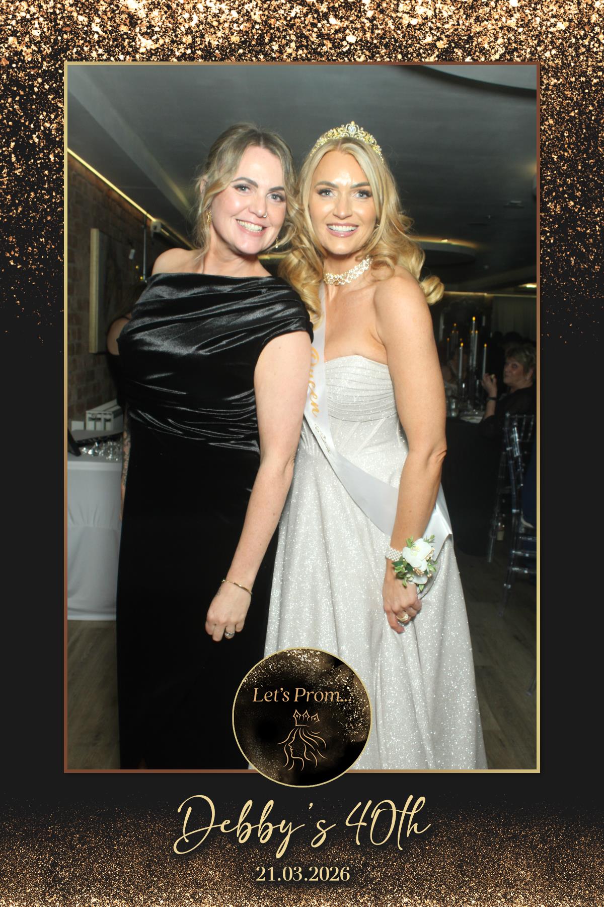 Debby's 40th Birthday | View more photos from the event at gallery.liverpoolselfiemirror.co.uk/u/LiverpoolSelfieMirror/Debbys-40th-Birthday