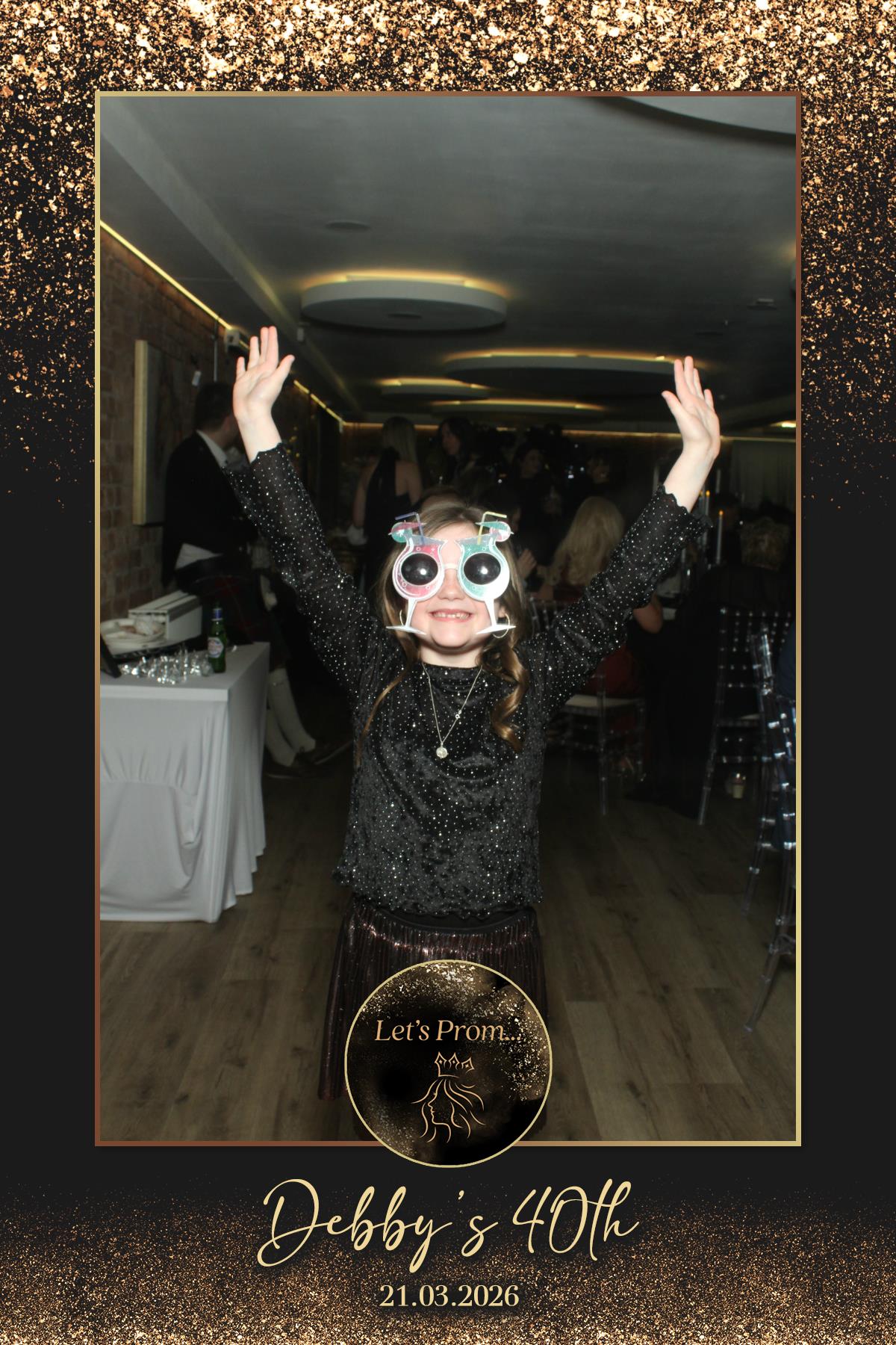 Debby's 40th Birthday | View more photos from the event at gallery.liverpoolselfiemirror.co.uk/u/LiverpoolSelfieMirror/Debbys-40th-Birthday