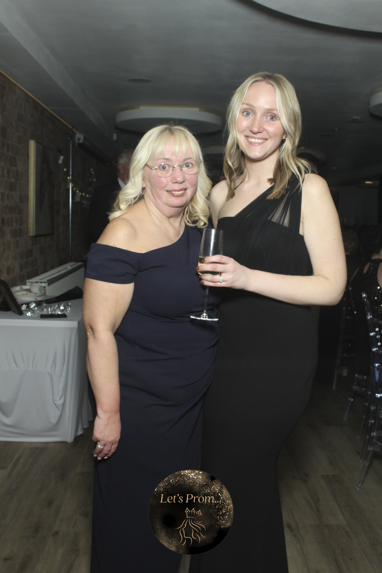 Debby's 40th Birthday | View more photos from the event at gallery.liverpoolselfiemirror.co.uk/u/LiverpoolSelfieMirror/Debbys-40th-Birthday