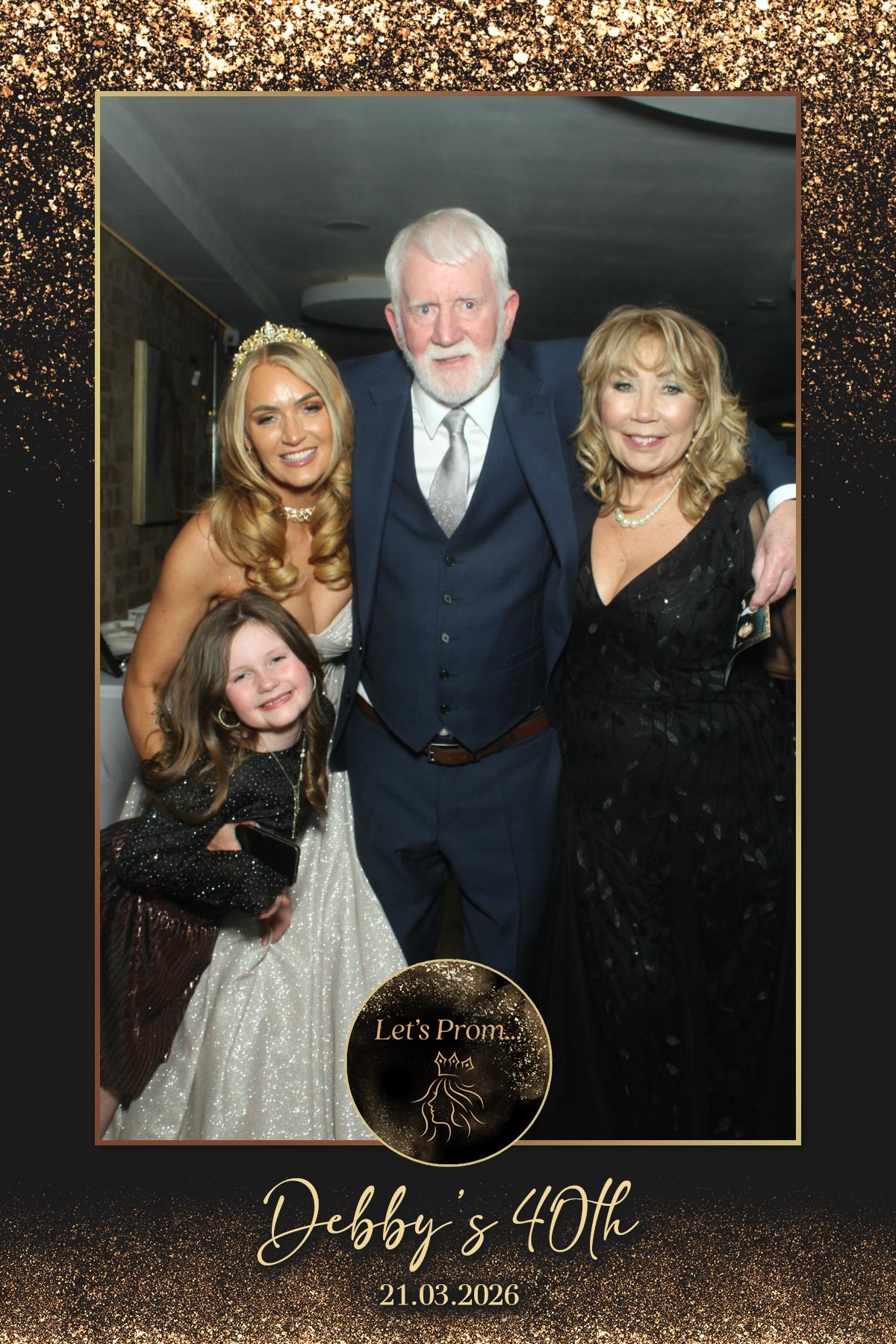 Debby's 40th Birthday | View more photos from the event at gallery.liverpoolselfiemirror.co.uk/u/LiverpoolSelfieMirror/Debbys-40th-Birthday