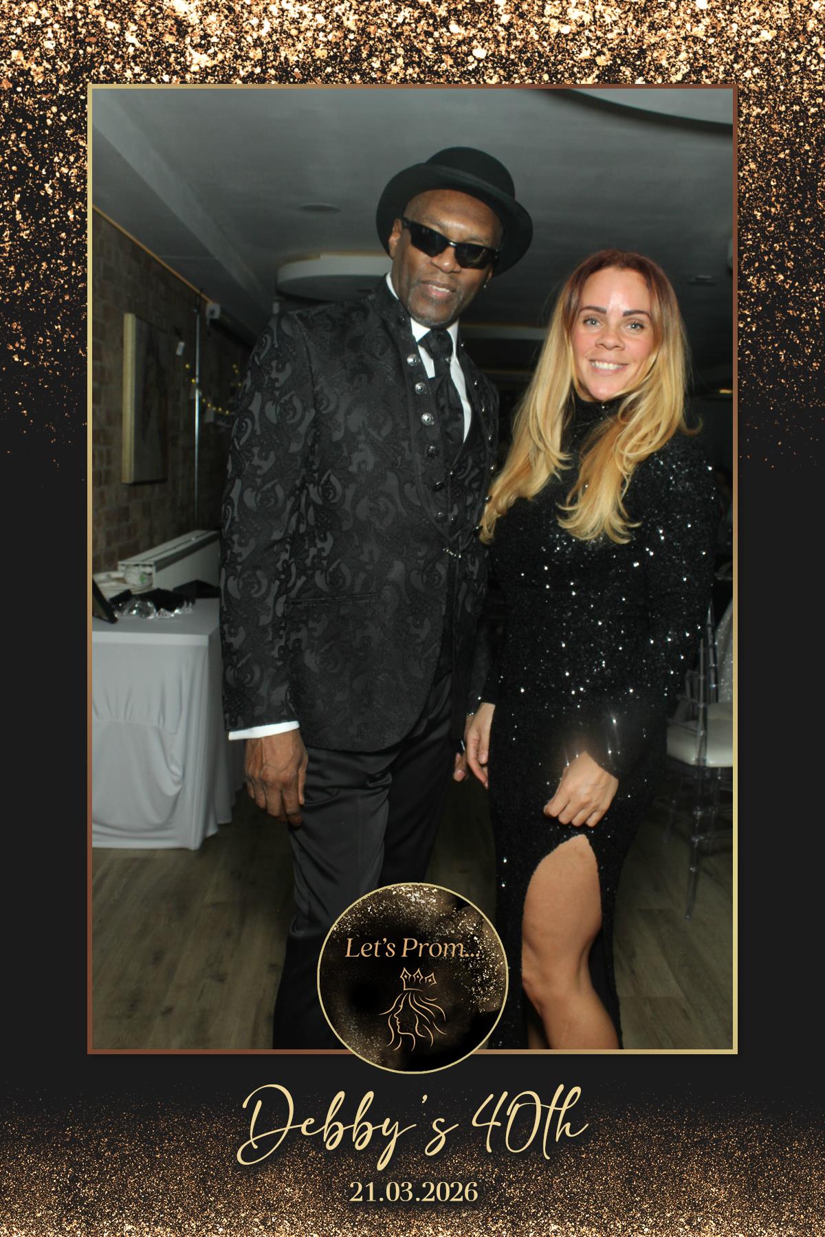 Debby's 40th Birthday | View more photos from the event at gallery.liverpoolselfiemirror.co.uk/u/LiverpoolSelfieMirror/Debbys-40th-Birthday