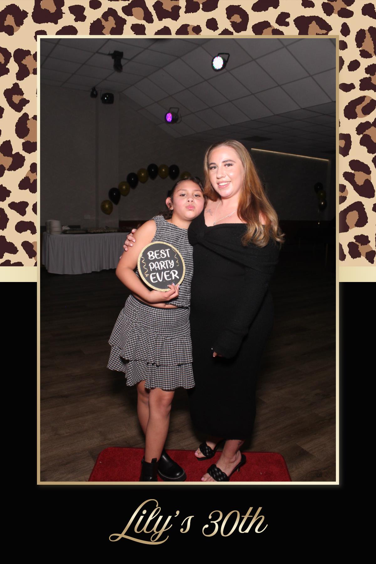 Lily's 30th Birthday | View more photos from the event at gallery.liverpoolselfiemirror.co.uk/u/LiverpoolSelfieMirror/Lilys-30th-Birthday