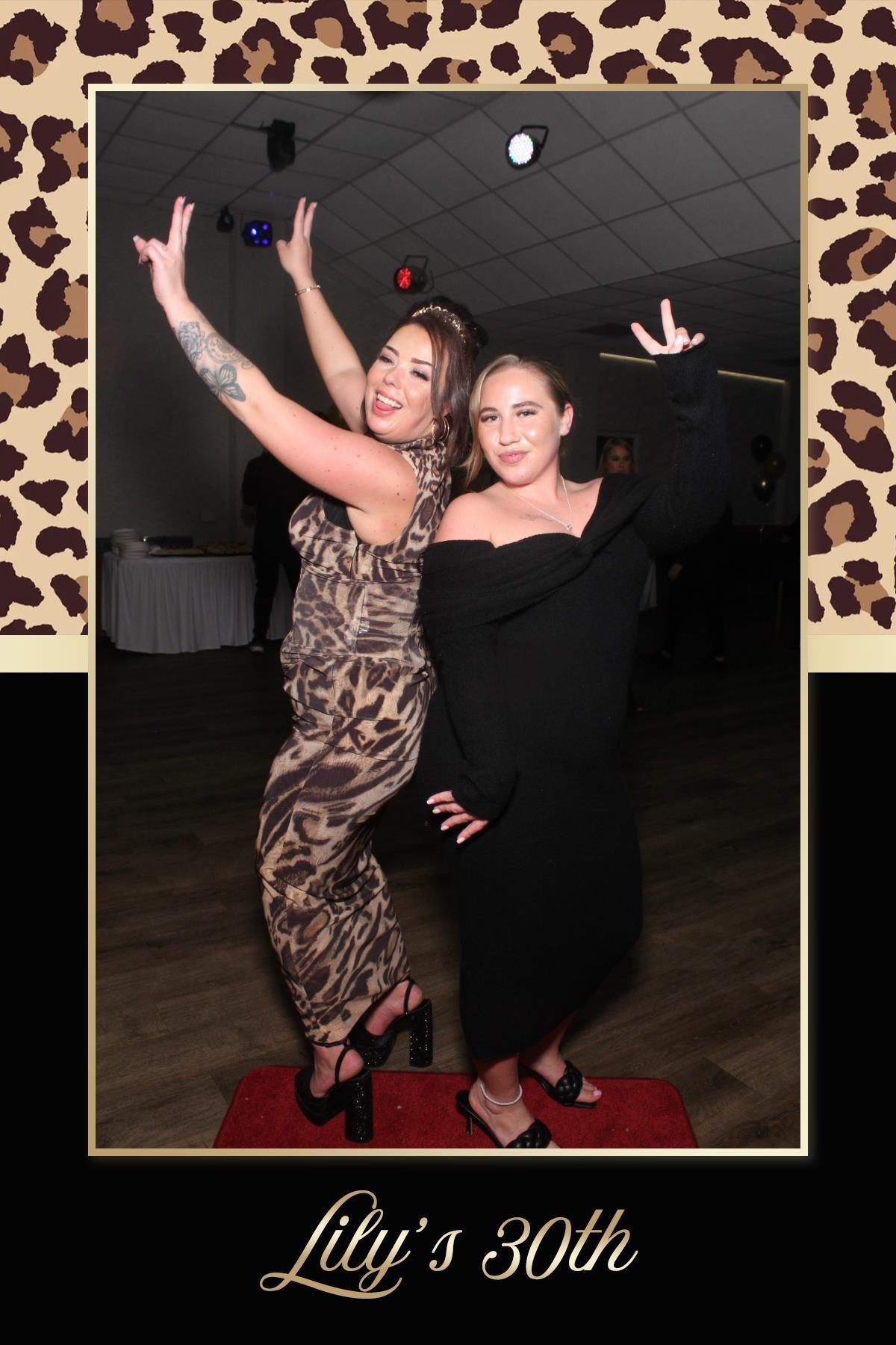 Lily's 30th Birthday | View more photos from the event at gallery.liverpoolselfiemirror.co.uk/u/LiverpoolSelfieMirror/Lilys-30th-Birthday