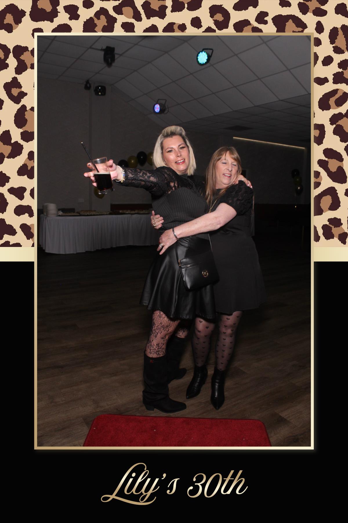Lily's 30th Birthday | View more photos from the event at gallery.liverpoolselfiemirror.co.uk/u/LiverpoolSelfieMirror/Lilys-30th-Birthday