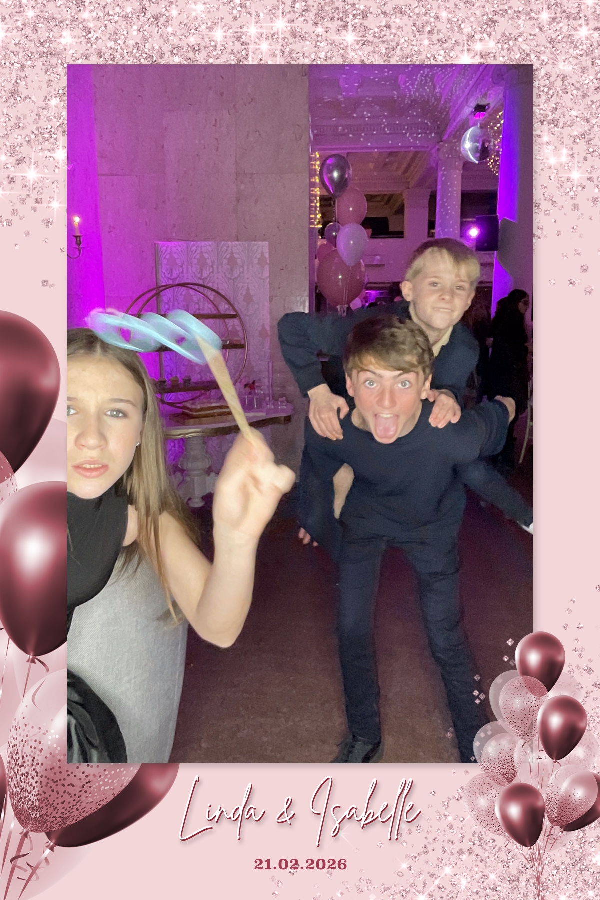 Linda & Isabelle's Birthday | View more photos from the event at gallery.liverpoolselfiemirror.co.uk/u/LiverpoolSelfieMirror/Linda-Isabelles-Birthday