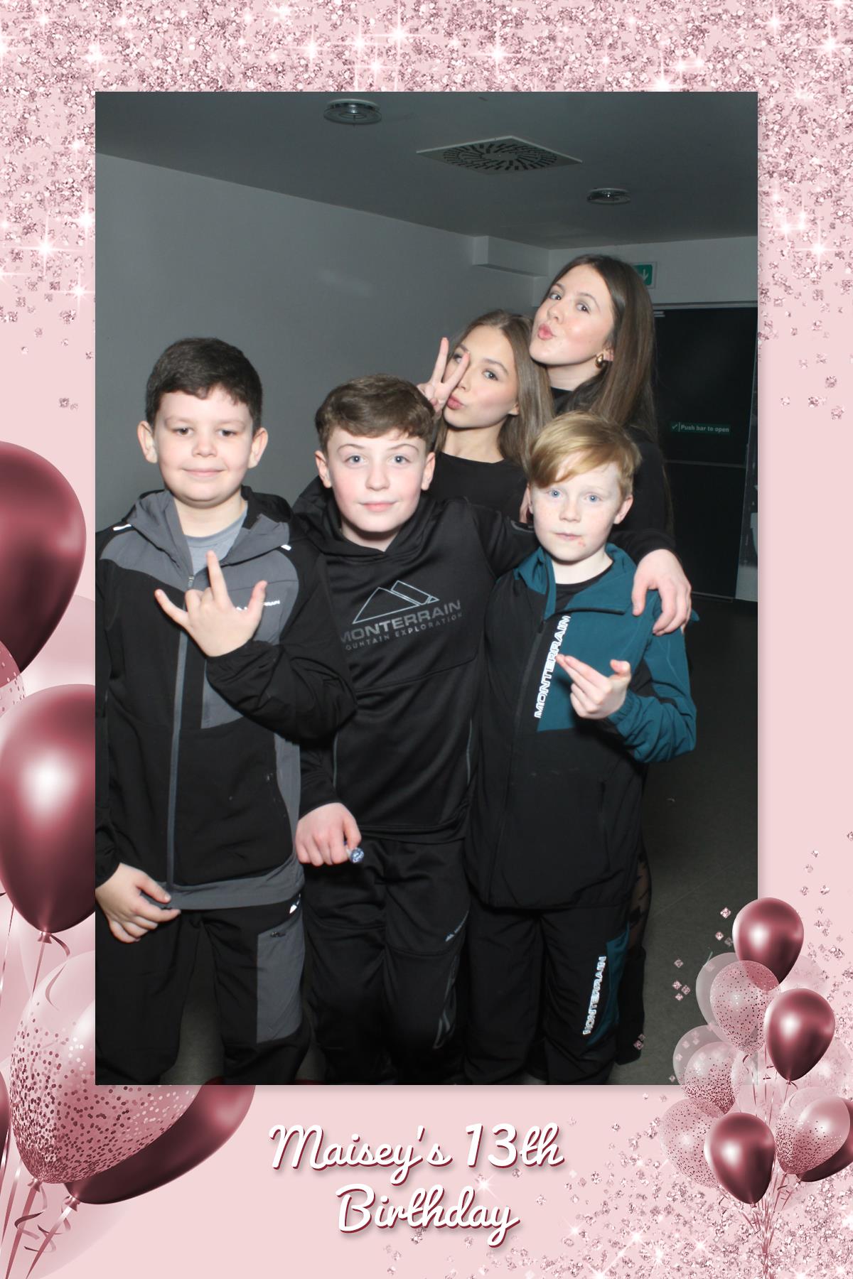 Maisey's 13th Birthday | View more photos from the event at gallery.liverpoolselfiemirror.co.uk/u/LiverpoolSelfieMirror/Maiseys-13th-Birthday