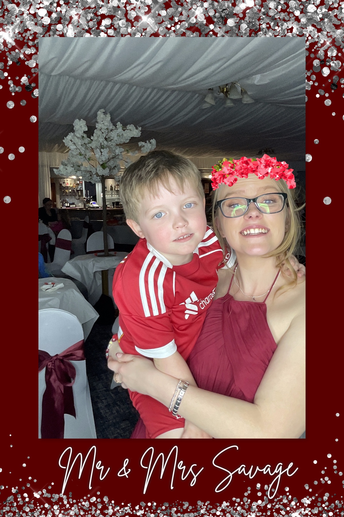 Mr & Mrs Savage | View more photos from the event at gallery.liverpoolselfiemirror.co.uk/u/LiverpoolSelfieMirror/Mr-Mrs-Savage