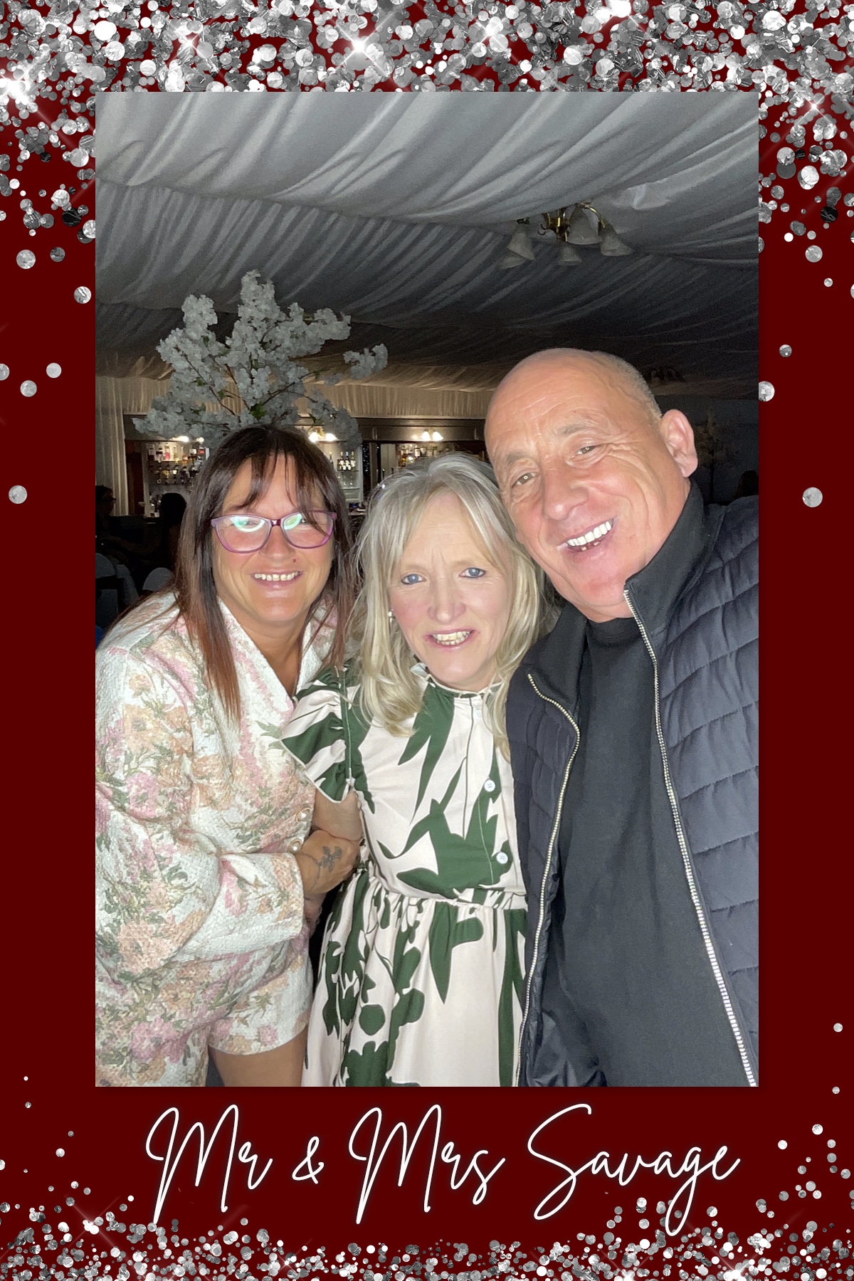 Mr & Mrs Savage | View more photos from the event at gallery.liverpoolselfiemirror.co.uk/u/LiverpoolSelfieMirror/Mr-Mrs-Savage