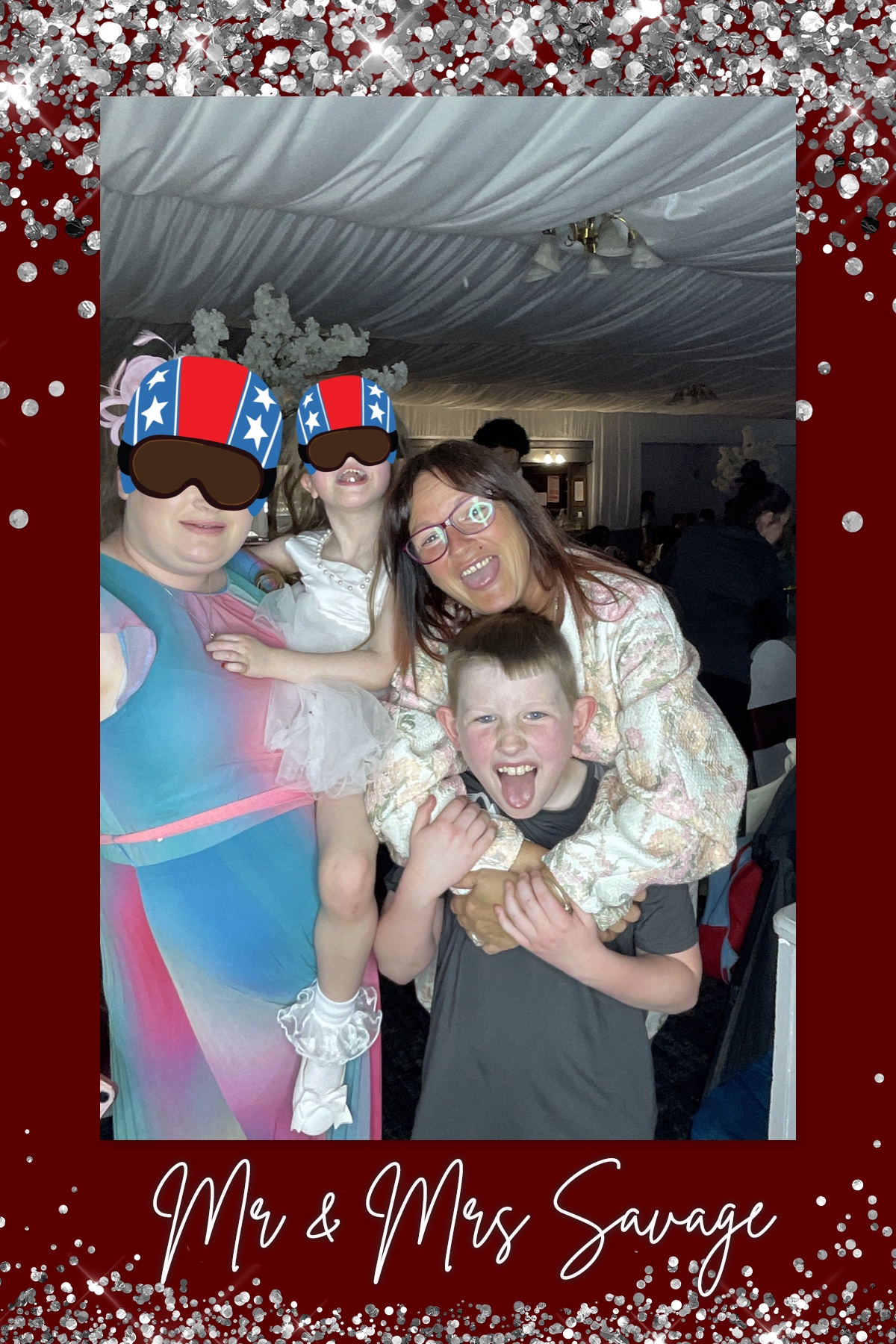 Mr & Mrs Savage | View more photos from the event at gallery.liverpoolselfiemirror.co.uk/u/LiverpoolSelfieMirror/Mr-Mrs-Savage