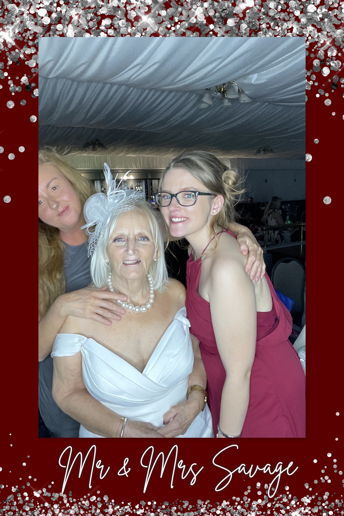 Mr & Mrs Savage | View more photos from the event at gallery.liverpoolselfiemirror.co.uk/u/LiverpoolSelfieMirror/Mr-Mrs-Savage