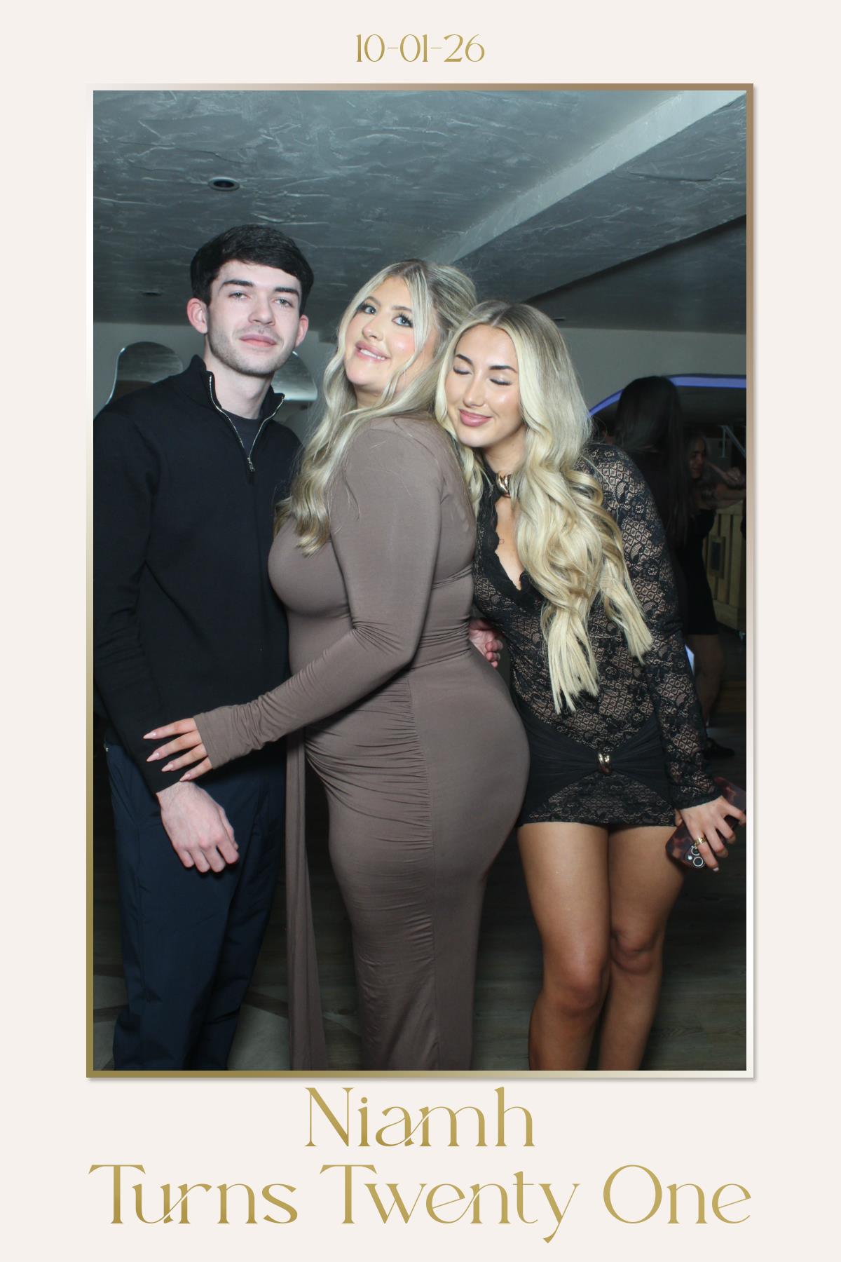 Niamh Turns Twenty One | View more photos from the event at gallery.liverpoolselfiemirror.co.uk/u/LiverpoolSelfieMirror/Niamh-Turns-Twenty-One