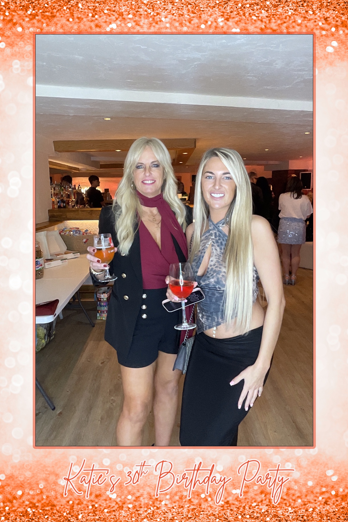 Sequins & Spritz - Katie's 30th Birthday | View more photos from the event at gallery.liverpoolselfiemirror.co.uk/u/LiverpoolSelfieMirror/Sequins-Spritz-Katies-30th-Birthday