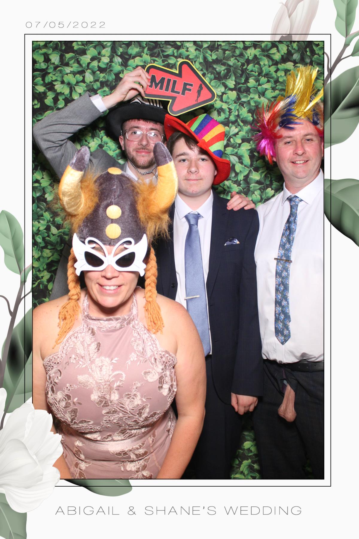 Abigail & Shane  | View more photos from the event at gallery.magicimages.uk/u/MagicImages/Abigail-Shane