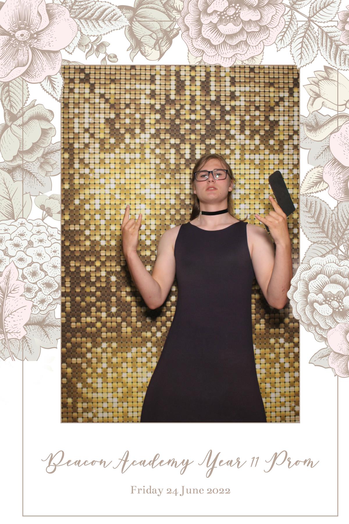 Beacon Year 11 prom | View more photos from the event at gallery.magicimages.uk/u/MagicImages/Beacon-Year-11-prom