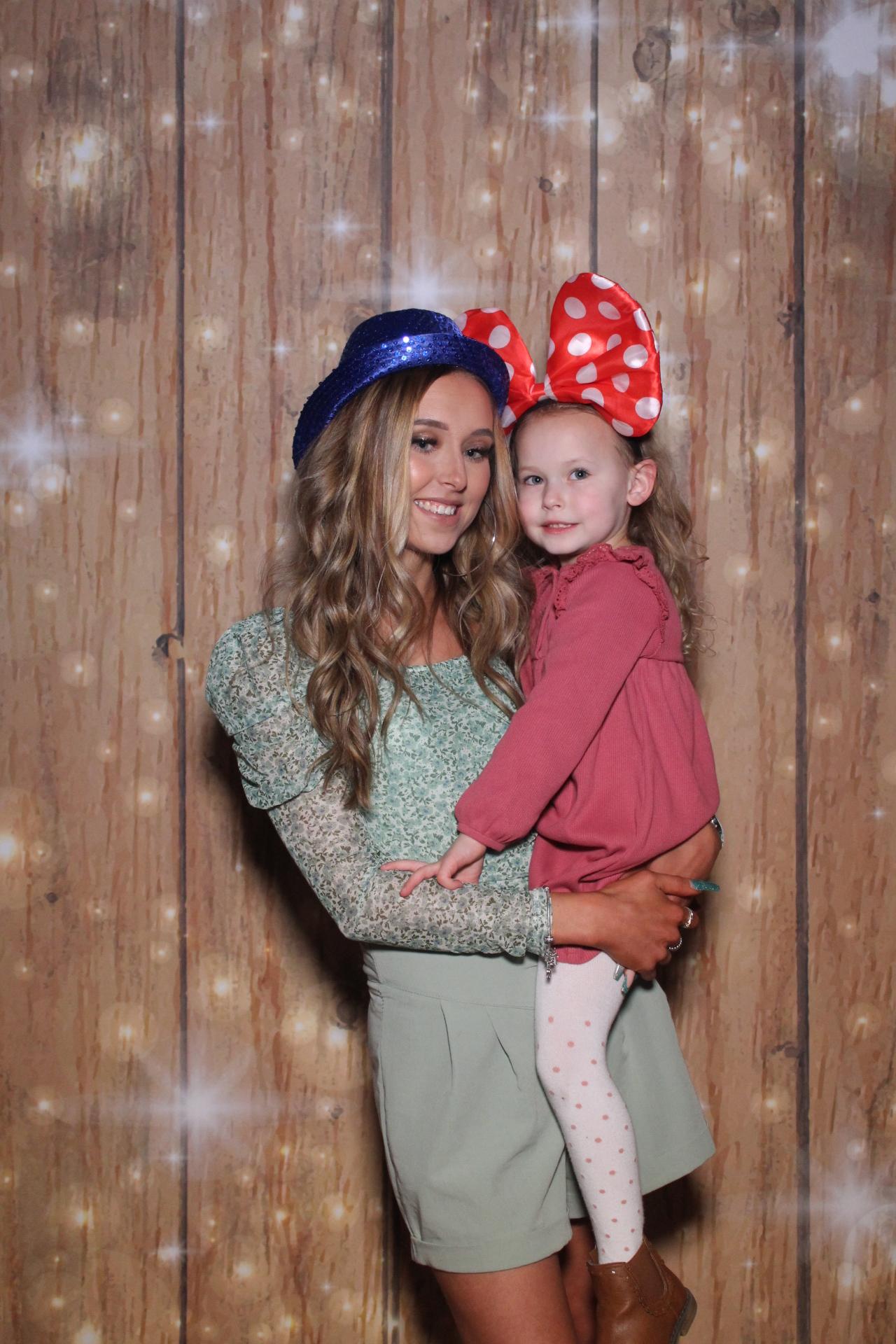 Ben & Jordan  | View more photos from the event at gallery.magicimages.uk/u/MagicImages/Ben-Jordan