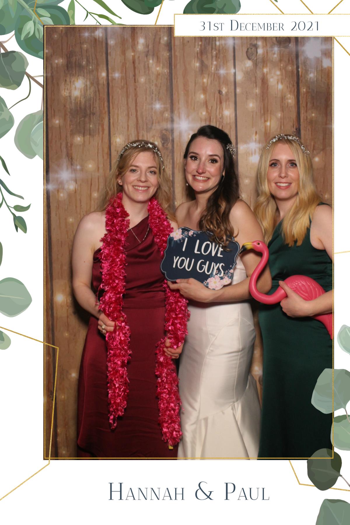 Hannah & Paul  | View more photos from the event at gallery.magicimages.uk/u/MagicImages/Hannah-Paul