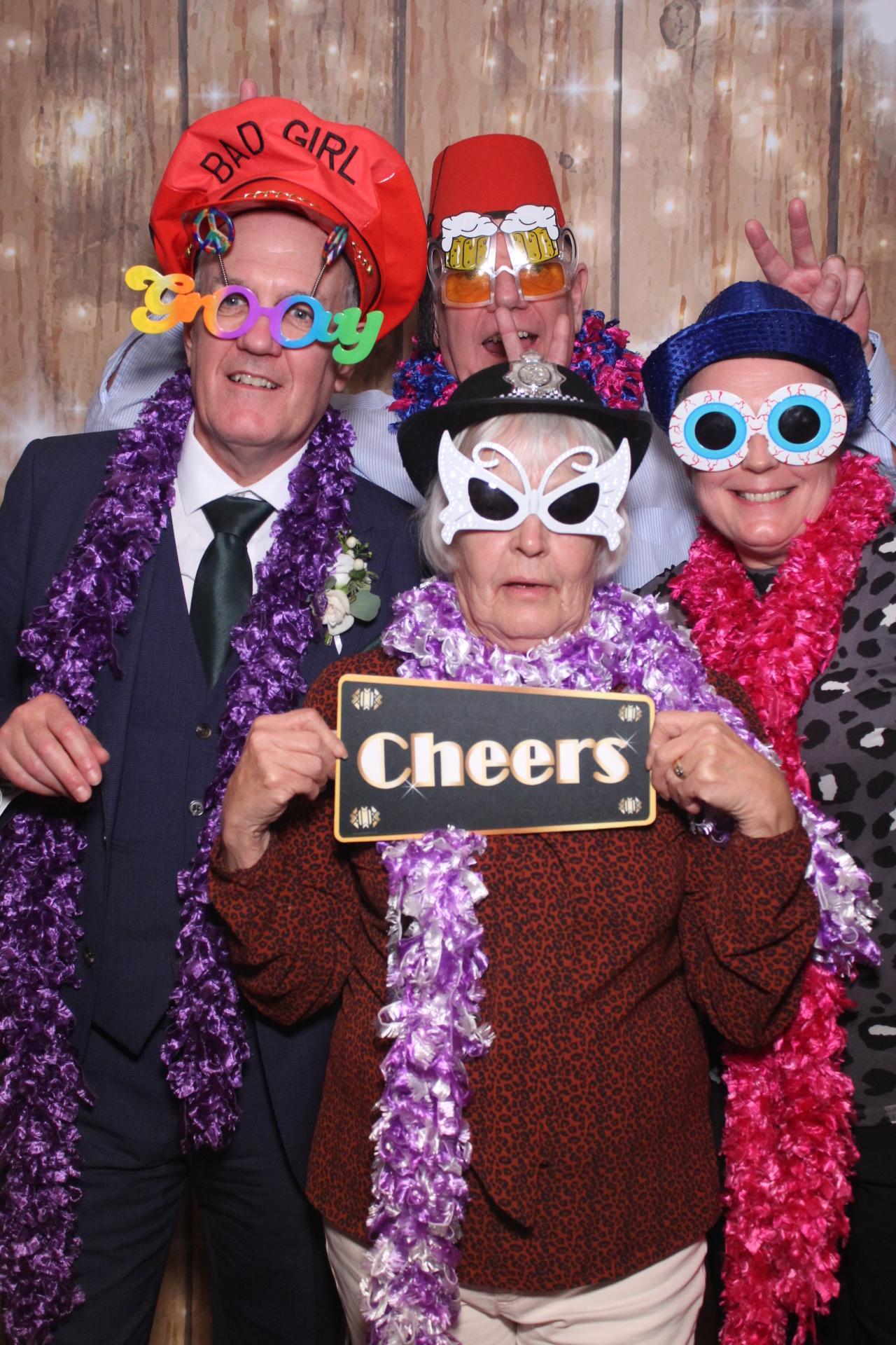 Katie & Oliver  | View more photos from the event at gallery.magicimages.uk/u/MagicImages/Katie-Oliver