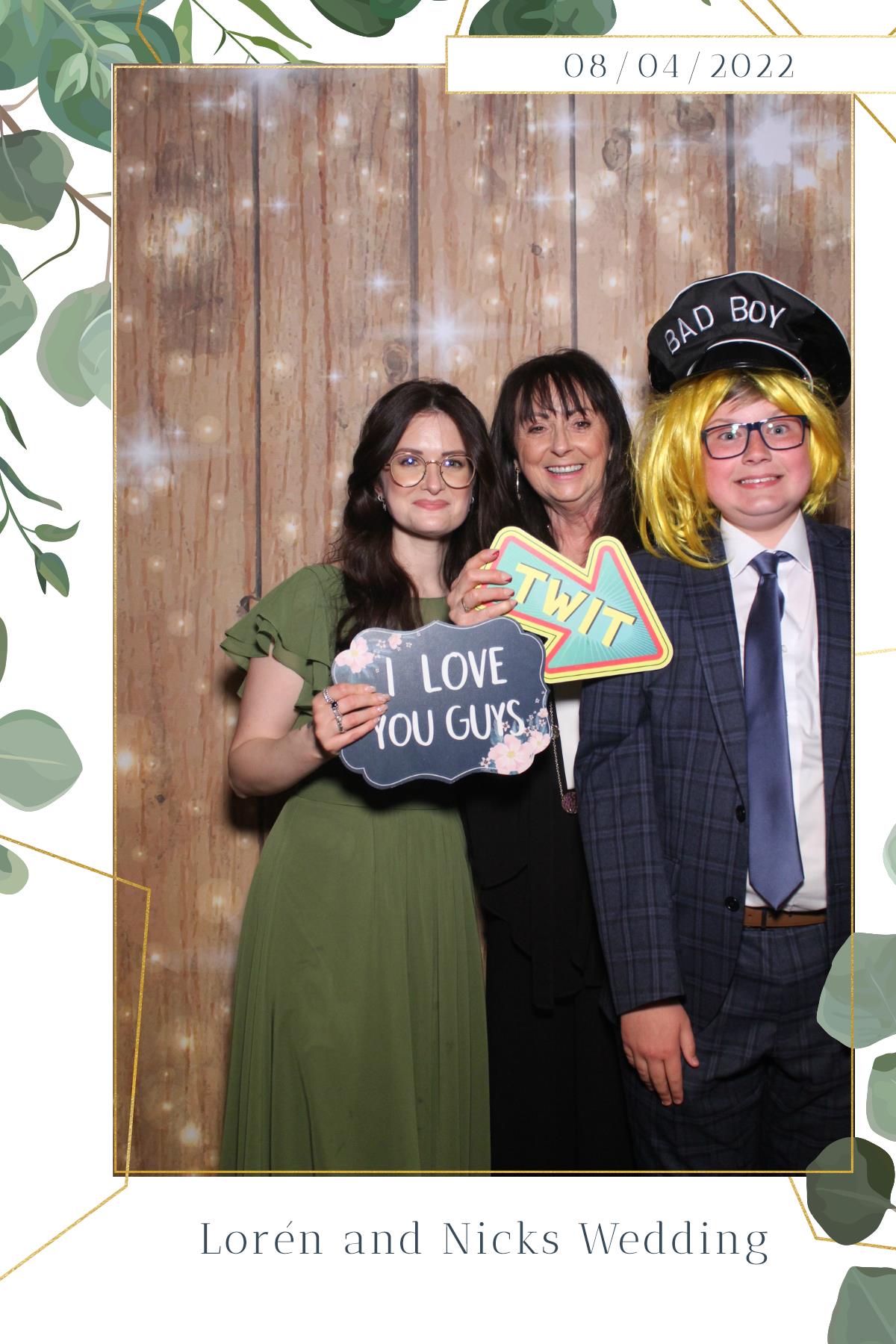 Loren & Nick  | View more photos from the event at gallery.magicimages.uk/u/MagicImages/Loren-Nick