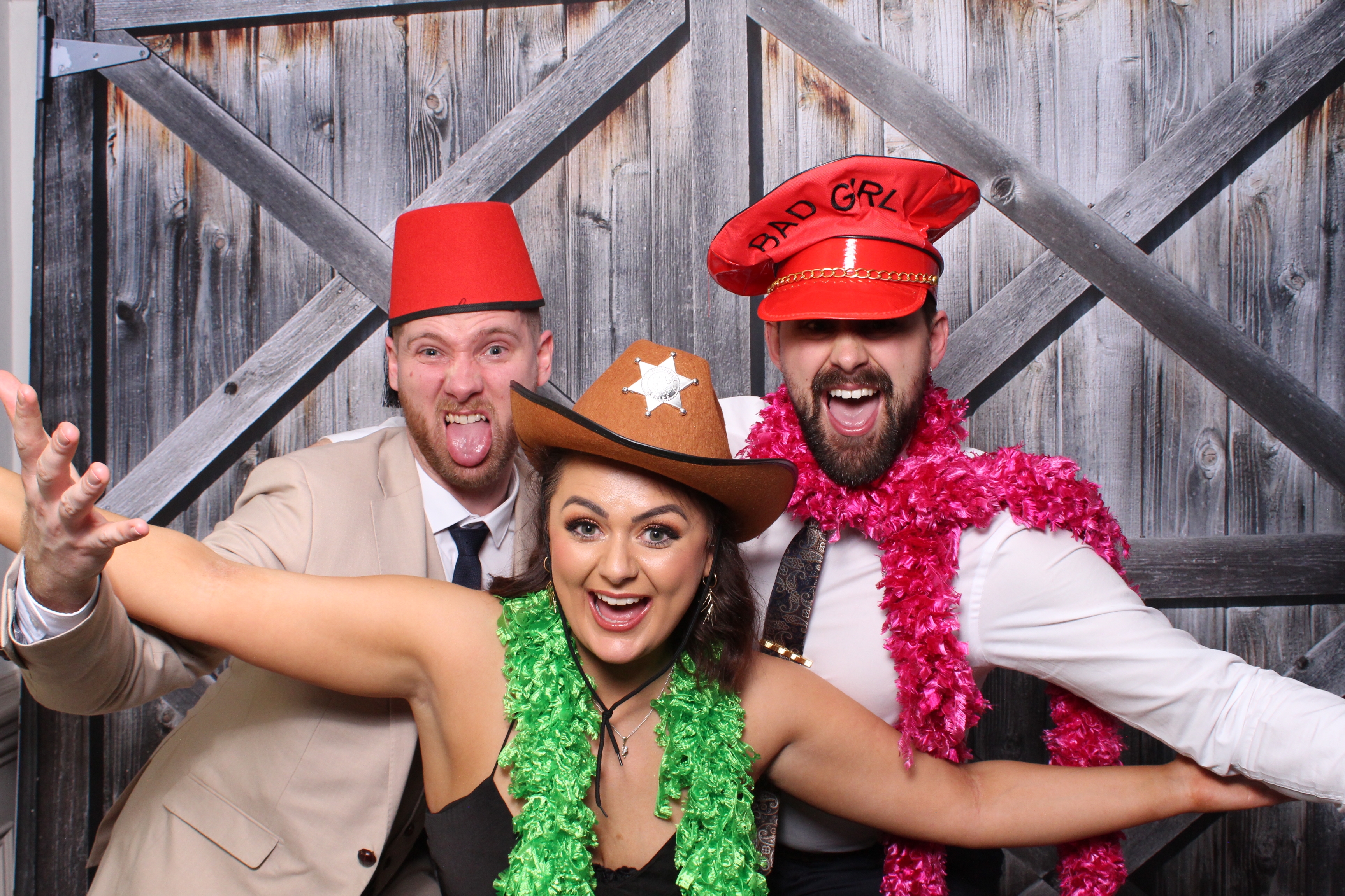 Mike & Kelly | View more photos from the event at gallery.magicimages.uk/u/MagicImages/Mike-Kelly