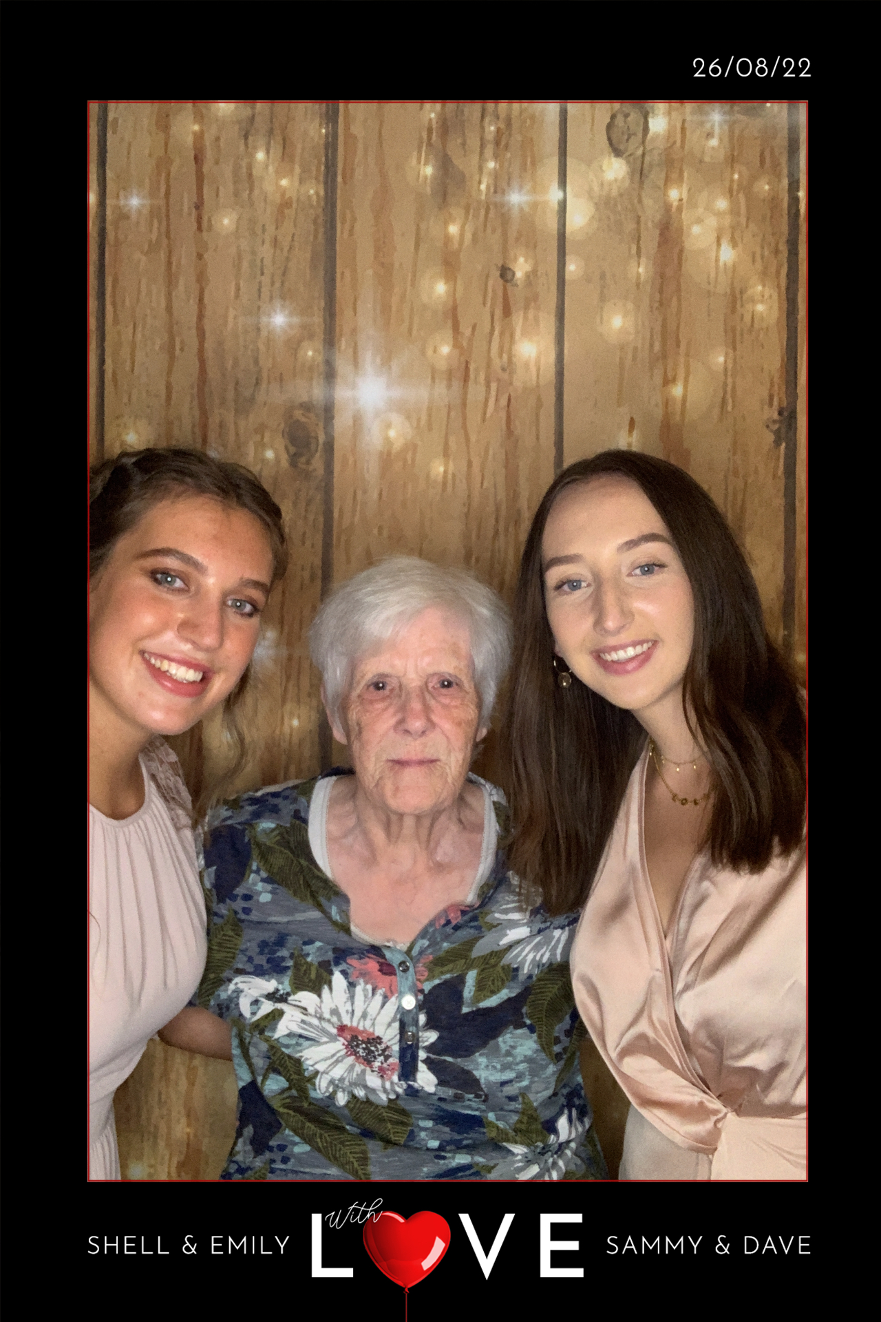 Shell & Emily  | View more photos from the event at gallery.magicimages.uk/u/MagicImages/Shell-Emily