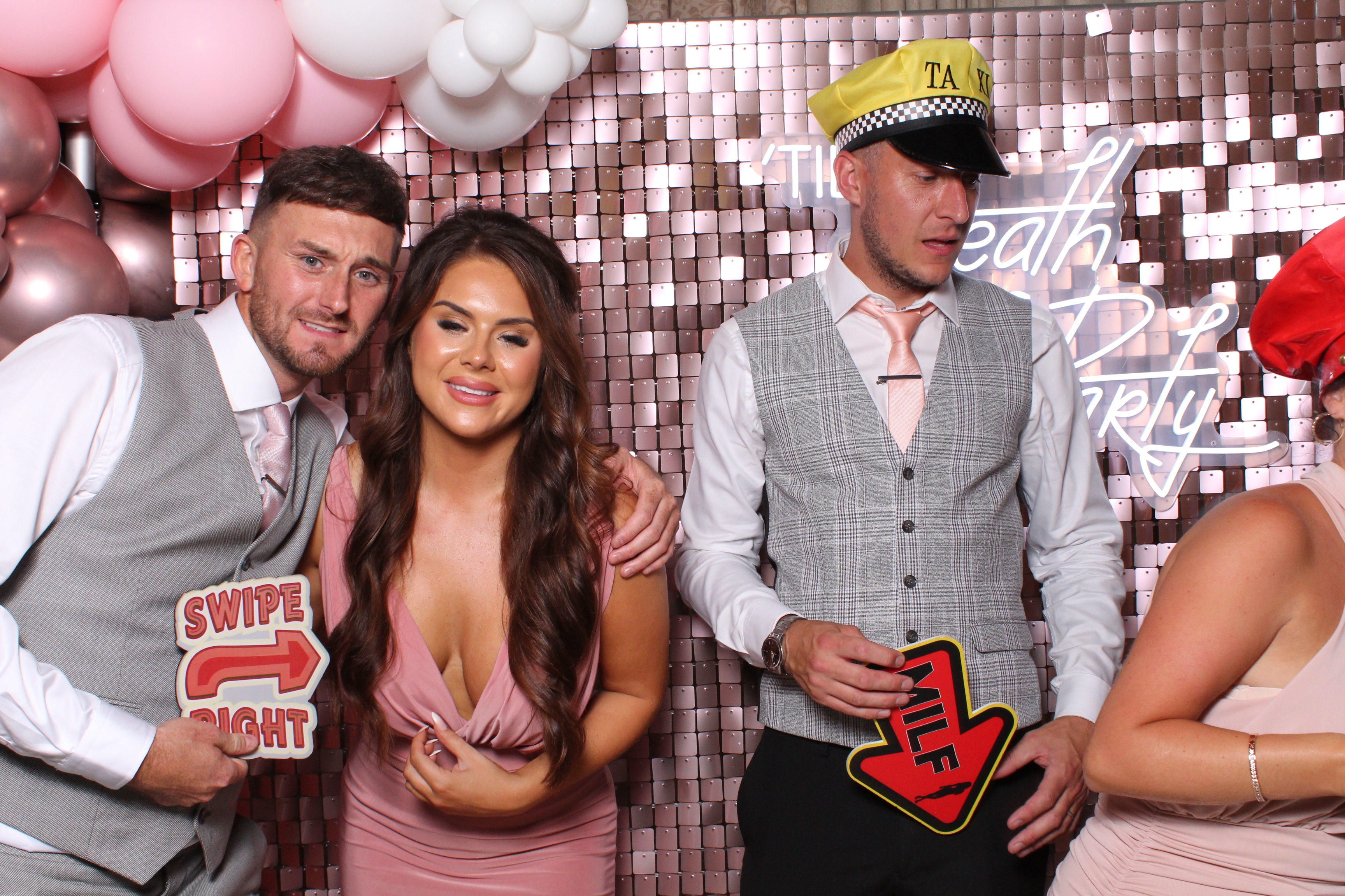 The Hinitts  | View more photos from the event at gallery.magicimages.uk/u/MagicImages/The-Hinitts