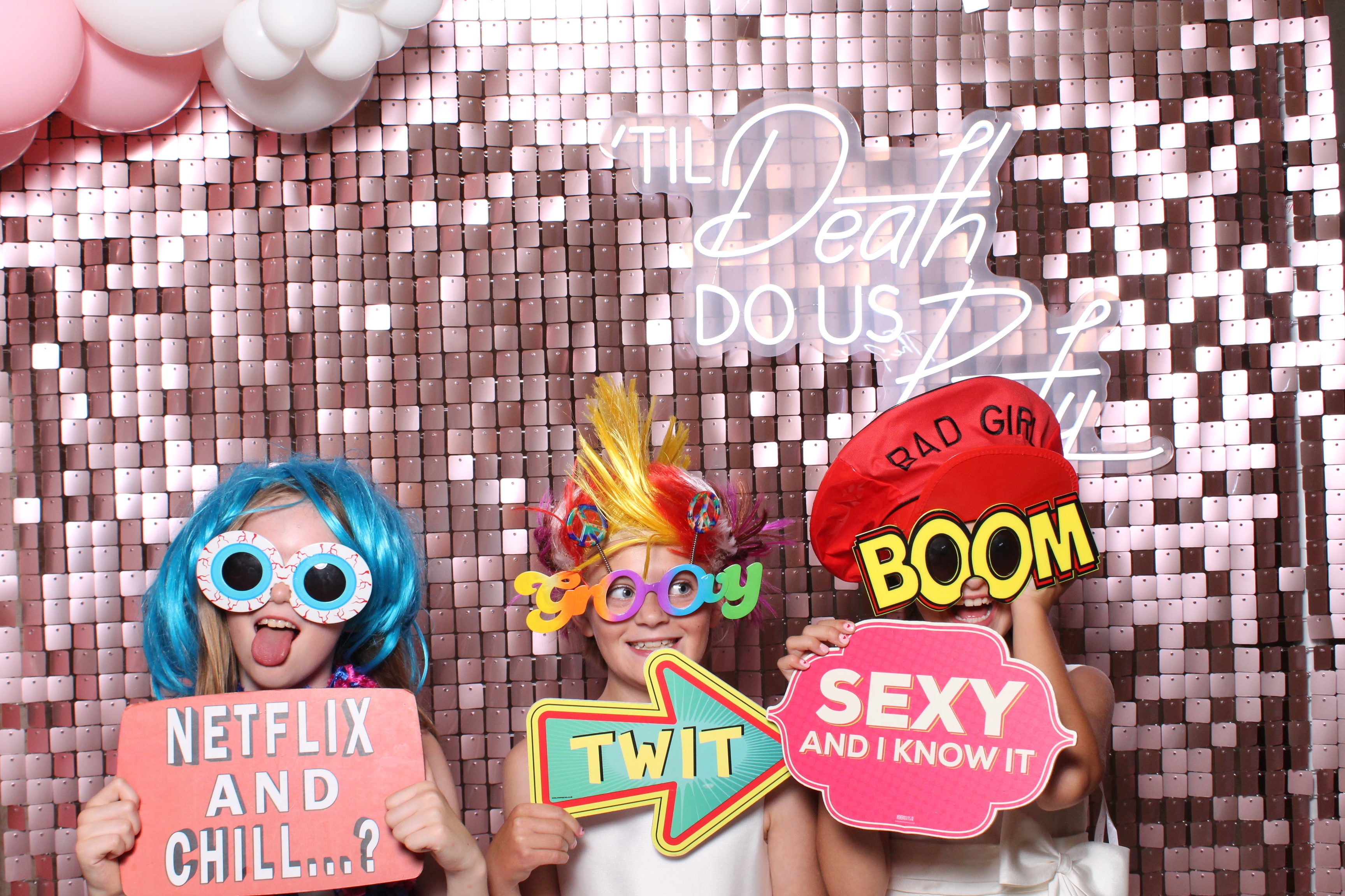 The Hinitts  | View more photos from the event at gallery.magicimages.uk/u/MagicImages/The-Hinitts