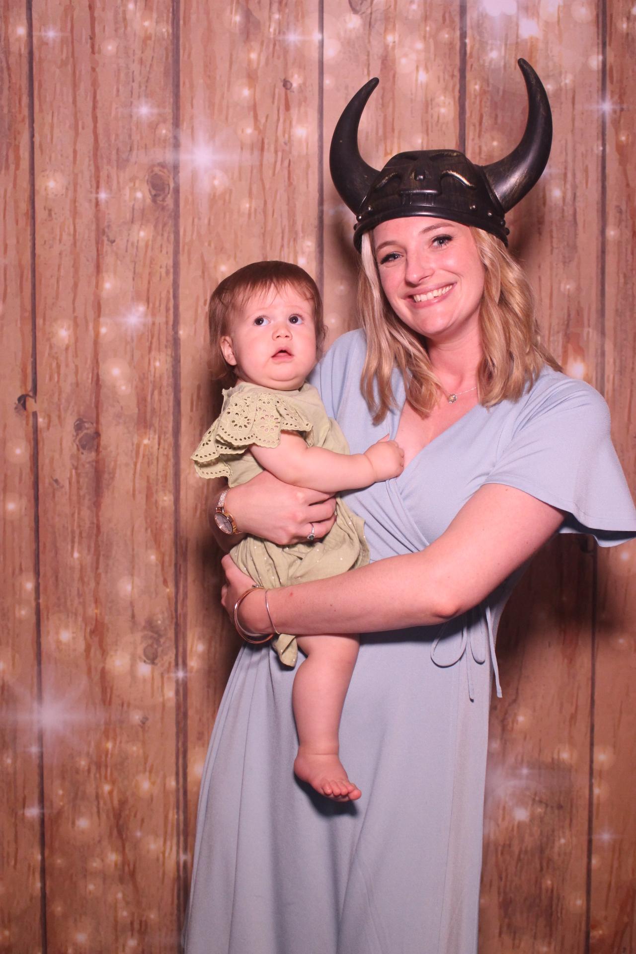 Donna & Dan  | View more photos from the event at gallery.magicimages.uk/u/MagicImages/Donna-Dan