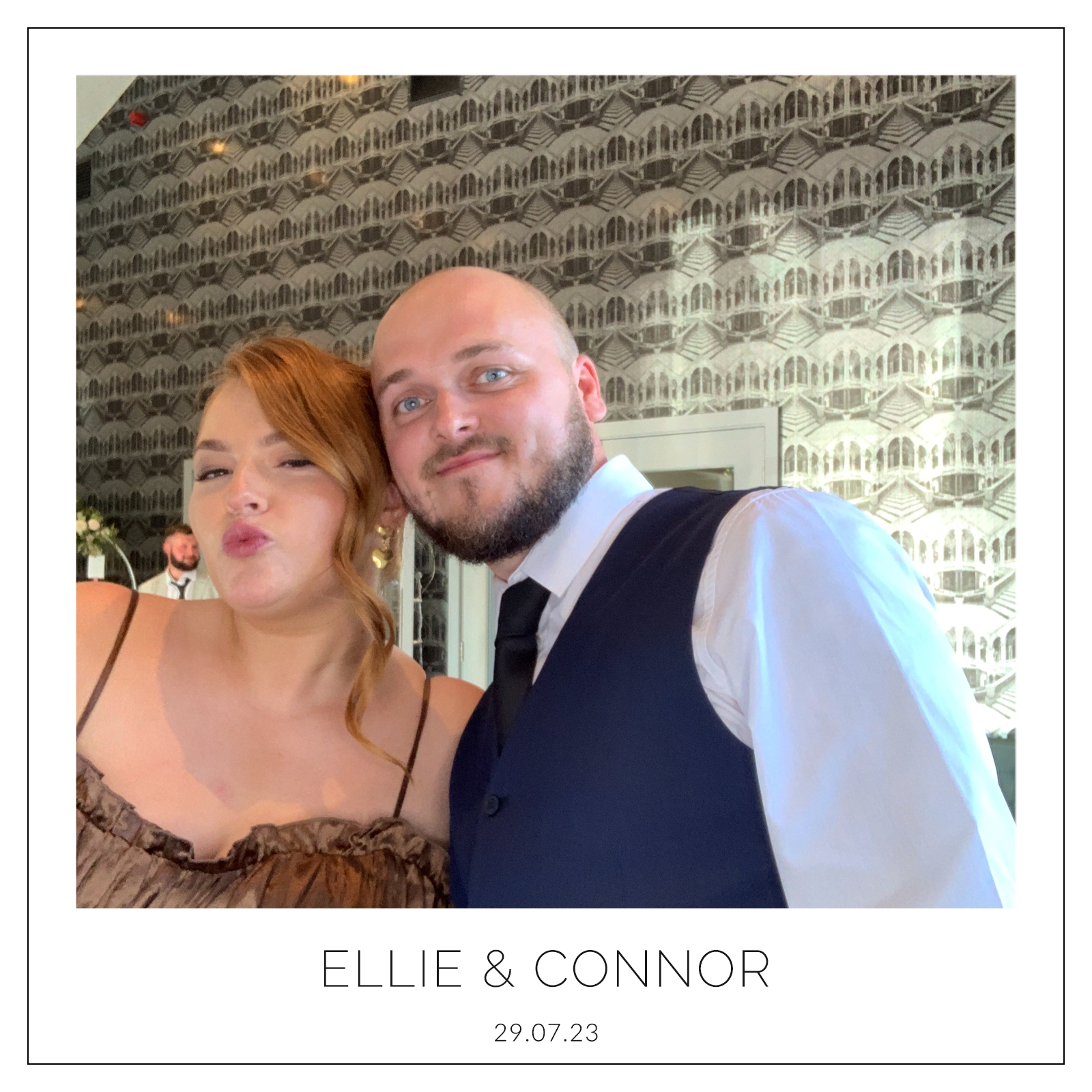 Ellie & Connor  | View more photos from the event at gallery.magicimages.uk/u/MagicImages/Ellie-Connor