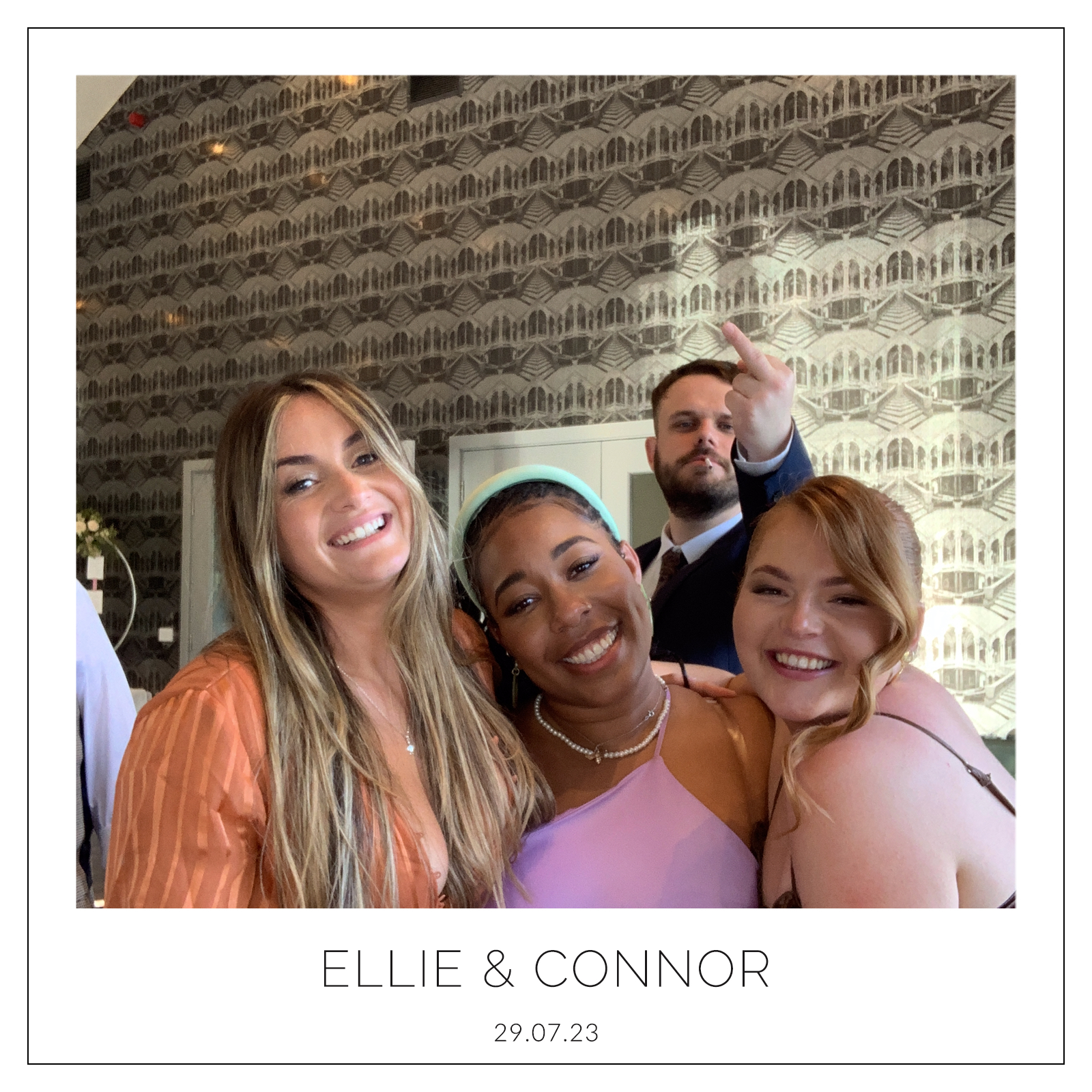 Ellie & Connor  | View more photos from the event at gallery.magicimages.uk/u/MagicImages/Ellie-Connor