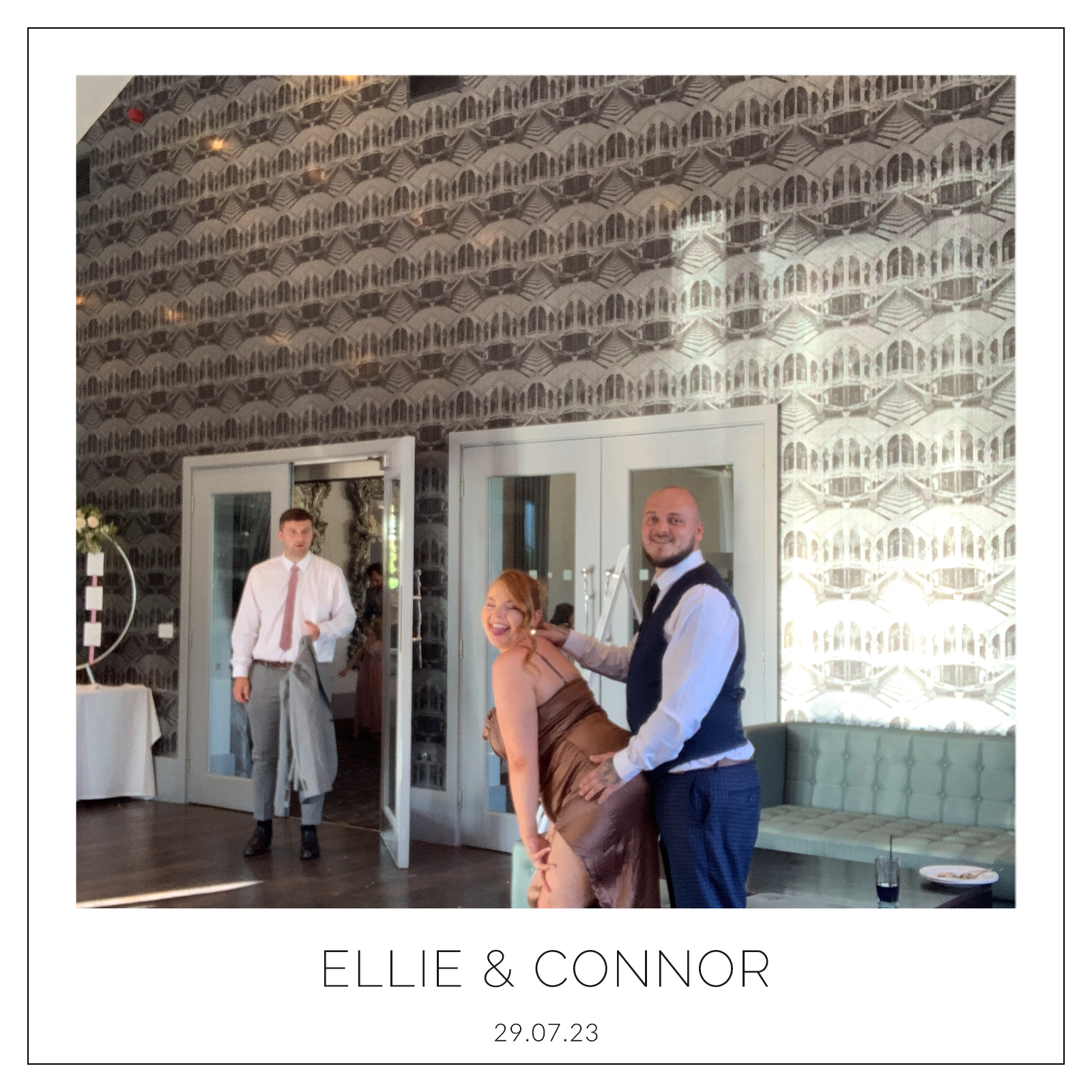 Ellie & Connor  | View more photos from the event at gallery.magicimages.uk/u/MagicImages/Ellie-Connor