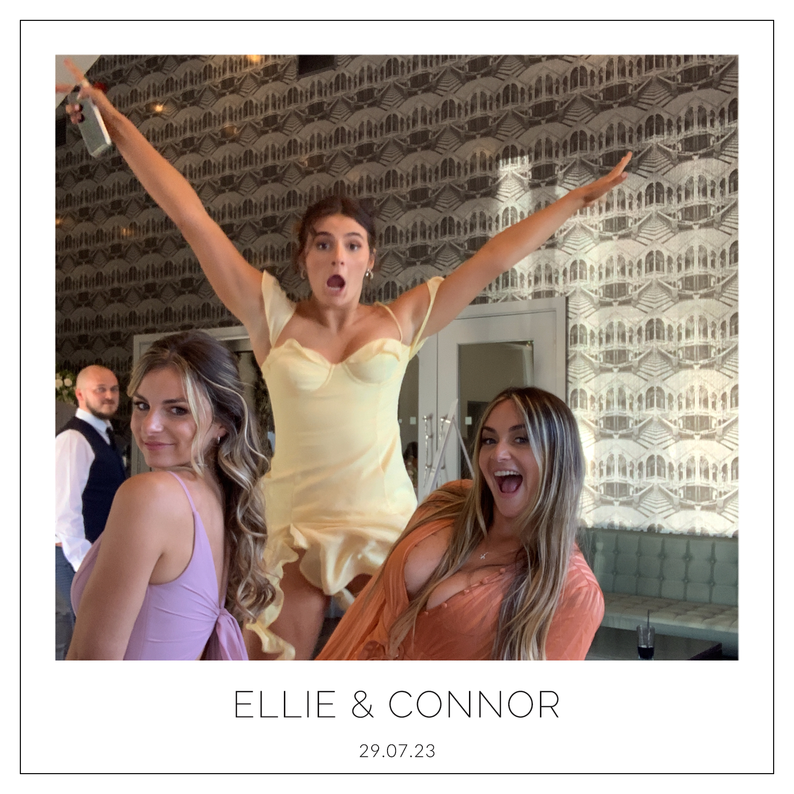 Ellie & Connor  | View more photos from the event at gallery.magicimages.uk/u/MagicImages/Ellie-Connor