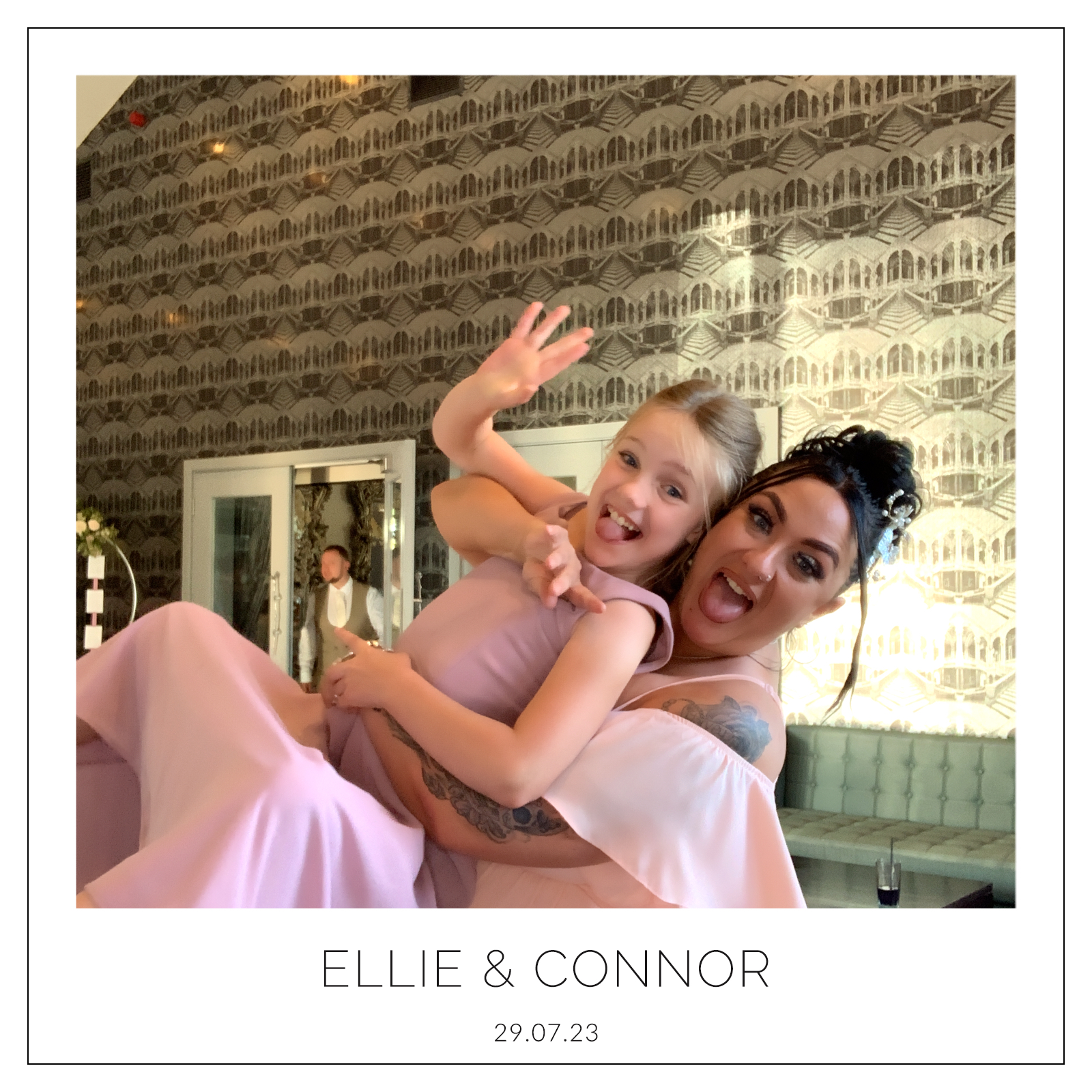Ellie & Connor  | View more photos from the event at gallery.magicimages.uk/u/MagicImages/Ellie-Connor