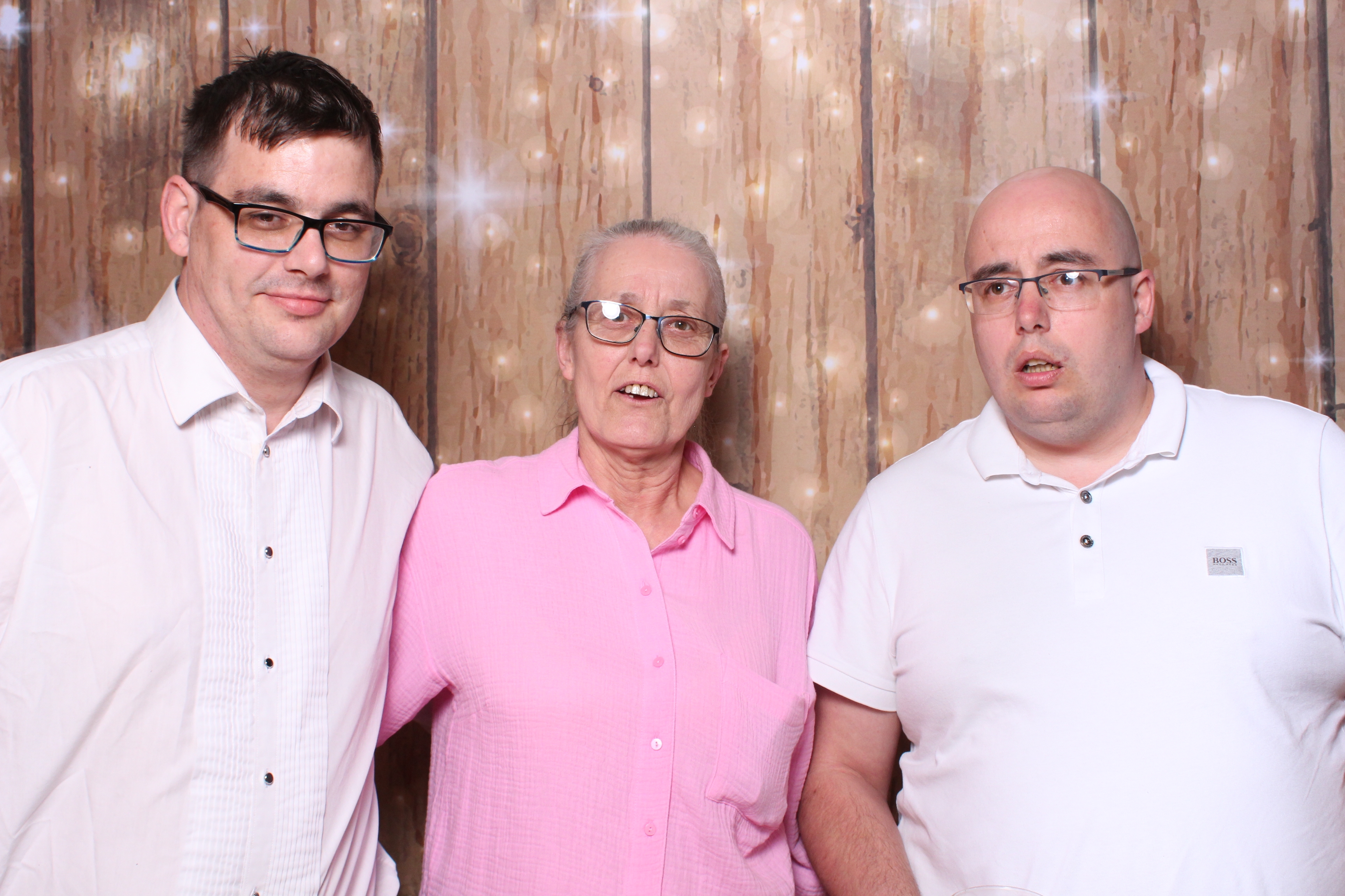 Helen & Alan  | View more photos from the event at gallery.magicimages.uk/u/MagicImages/Helen-Alan