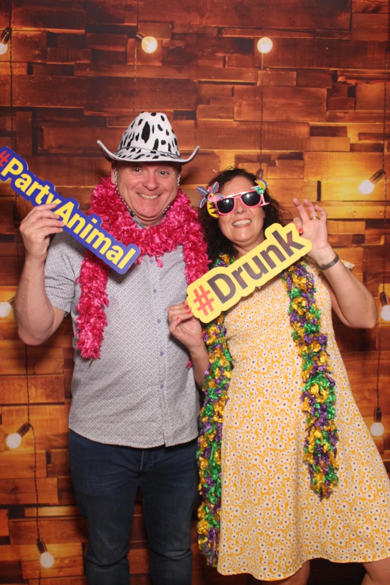 Karen & Wayne  | View more photos from the event at gallery.magicimages.uk/u/MagicImages/Karen-Wayne