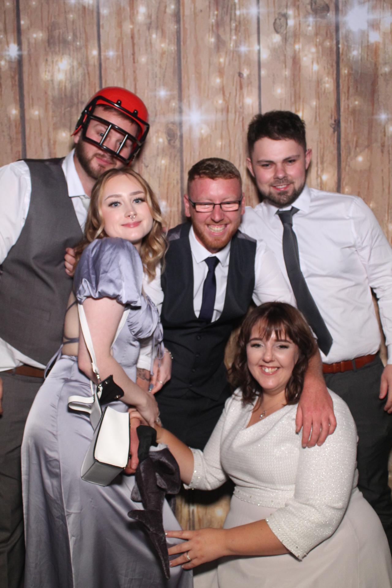 Liam & Beth  | View more photos from the event at gallery.magicimages.uk/u/MagicImages/Liam-Beth