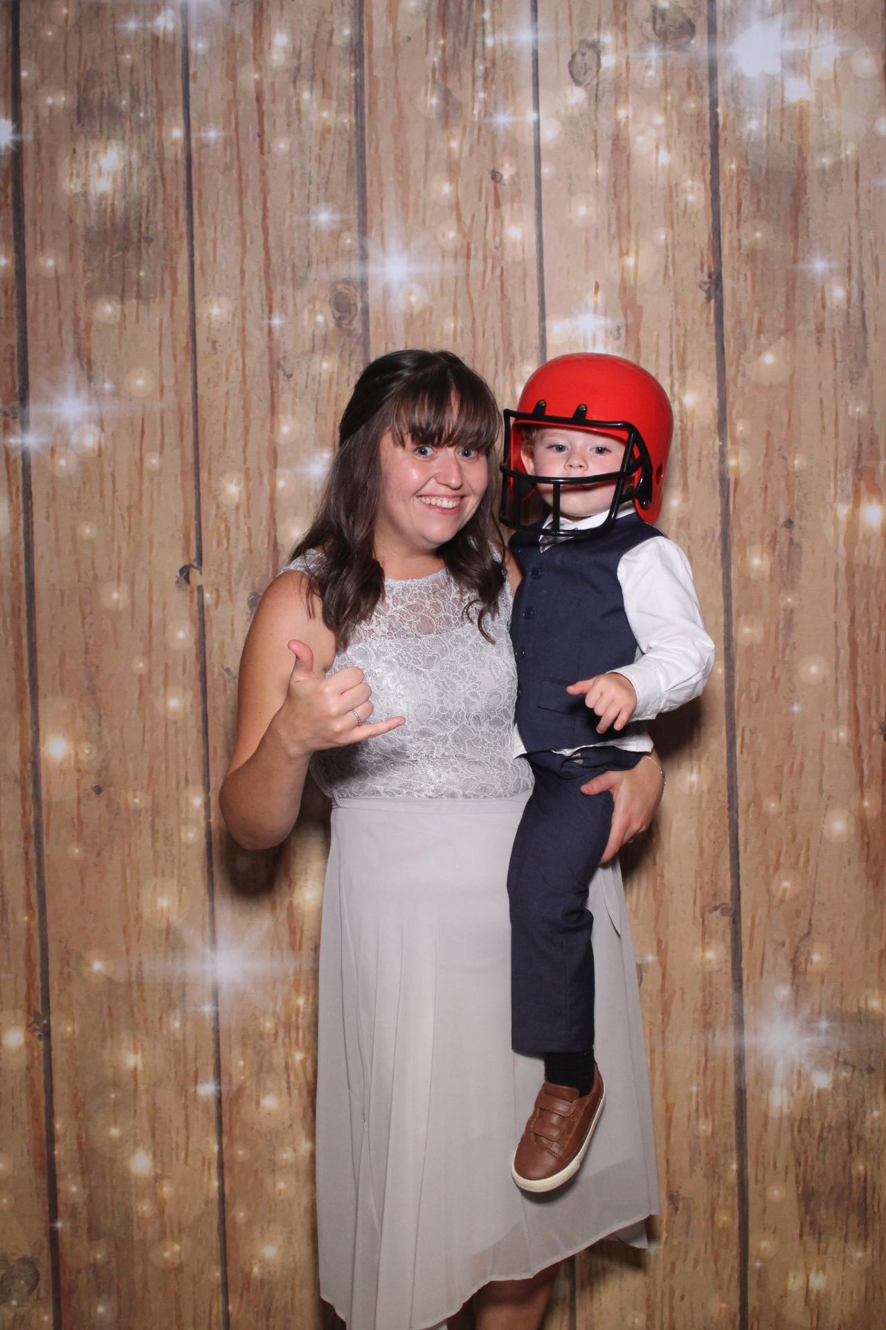 Mr & Mrs Mellor  | View more photos from the event at gallery.magicimages.uk/u/MagicImages/Mr-Mrs-Mellor