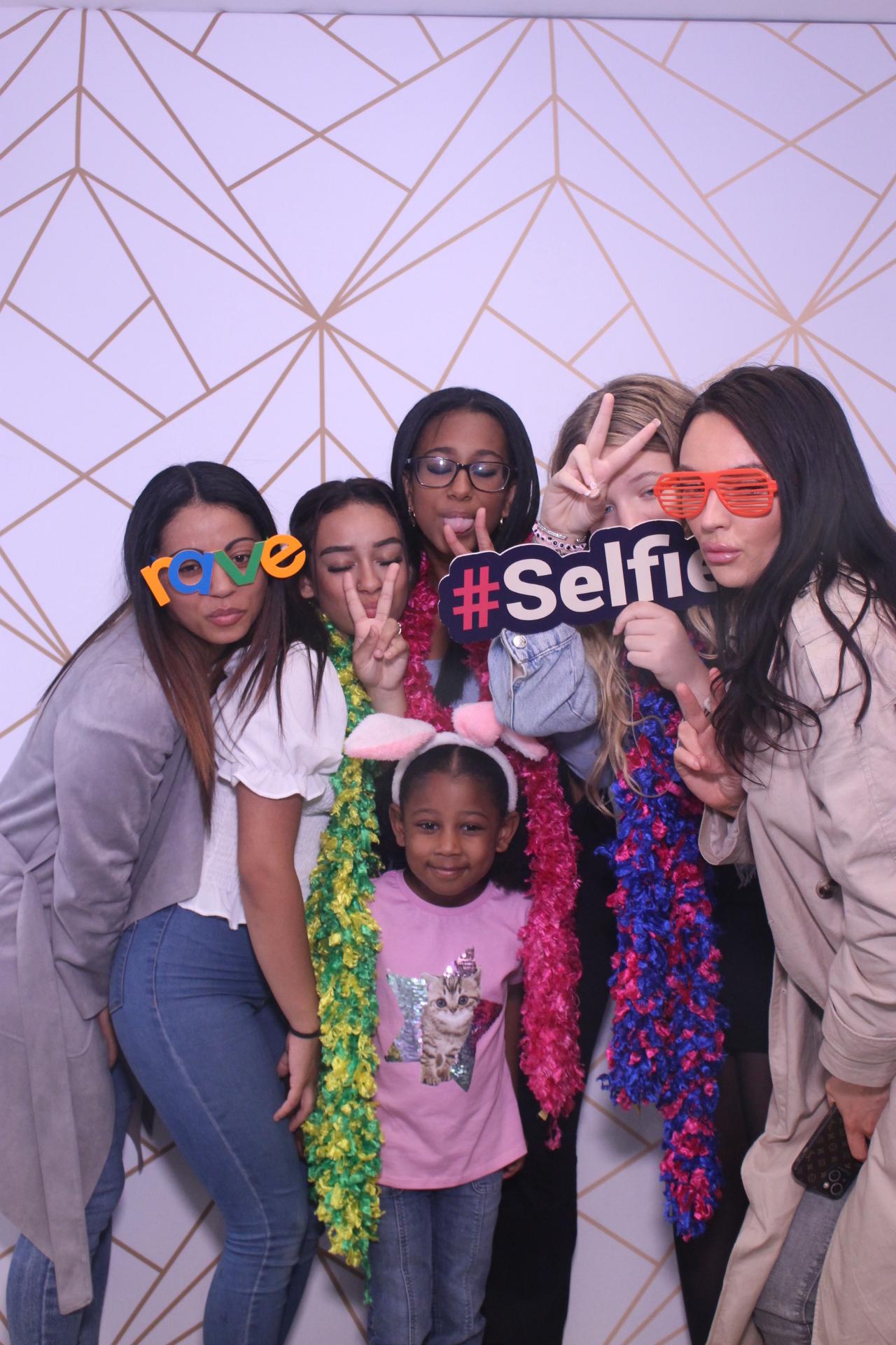 Tyiesha 15th Birthday  | View more photos from the event at gallery.magicimages.uk/u/MagicImages/Tyiesha-15th-Birthday