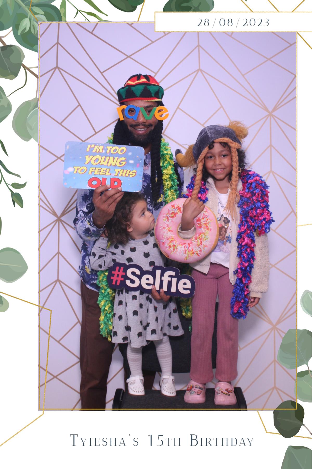 Tyiesha 15th Birthday  | View more photos from the event at gallery.magicimages.uk/u/MagicImages/Tyiesha-15th-Birthday