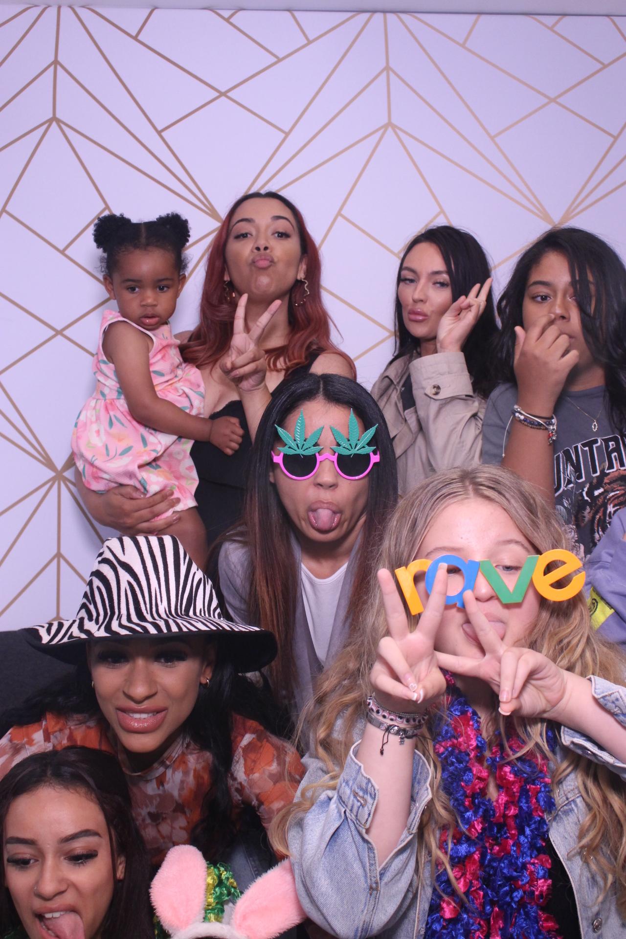 Tyiesha 15th Birthday  | View more photos from the event at gallery.magicimages.uk/u/MagicImages/Tyiesha-15th-Birthday