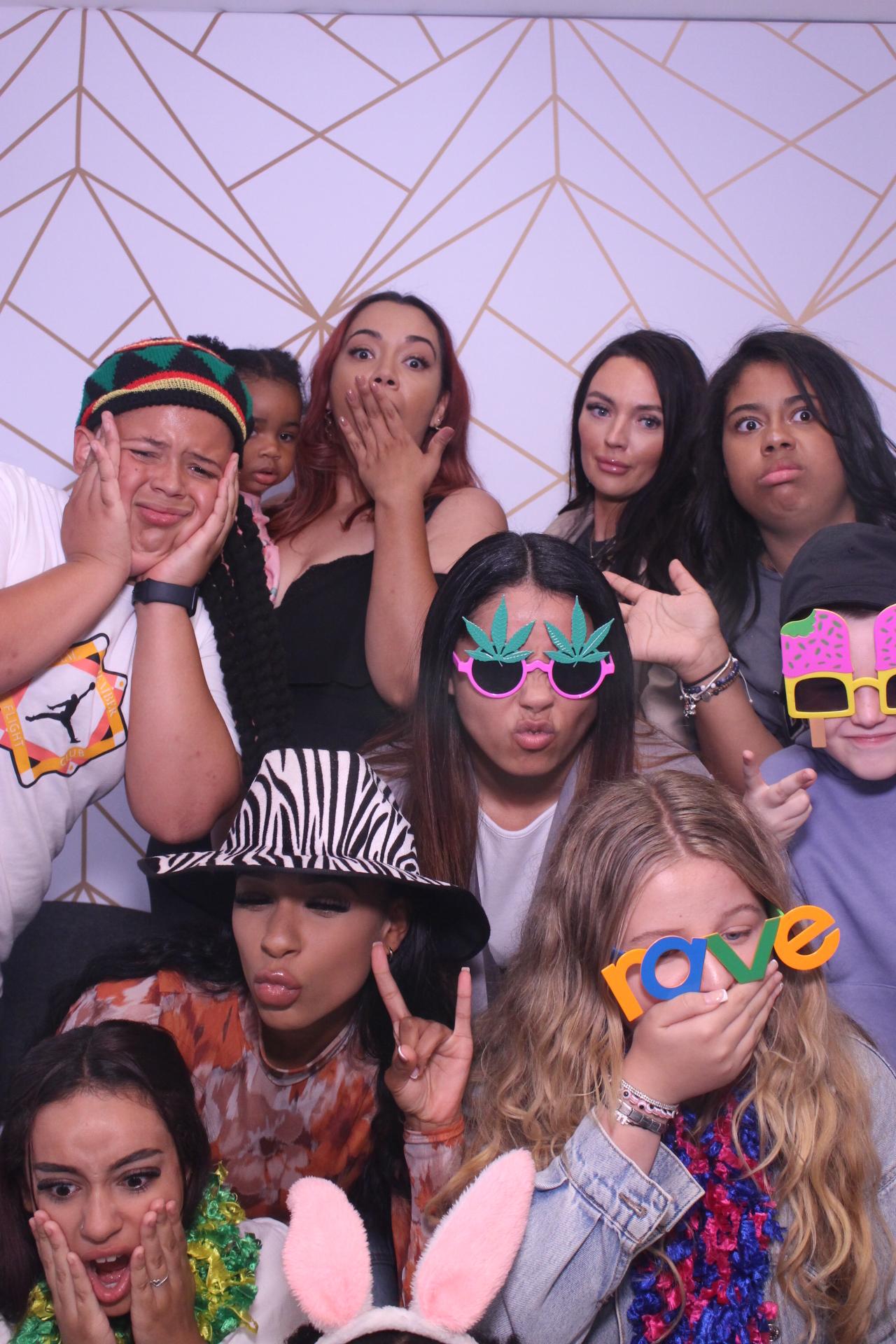 Tyiesha 15th Birthday  | View more photos from the event at gallery.magicimages.uk/u/MagicImages/Tyiesha-15th-Birthday