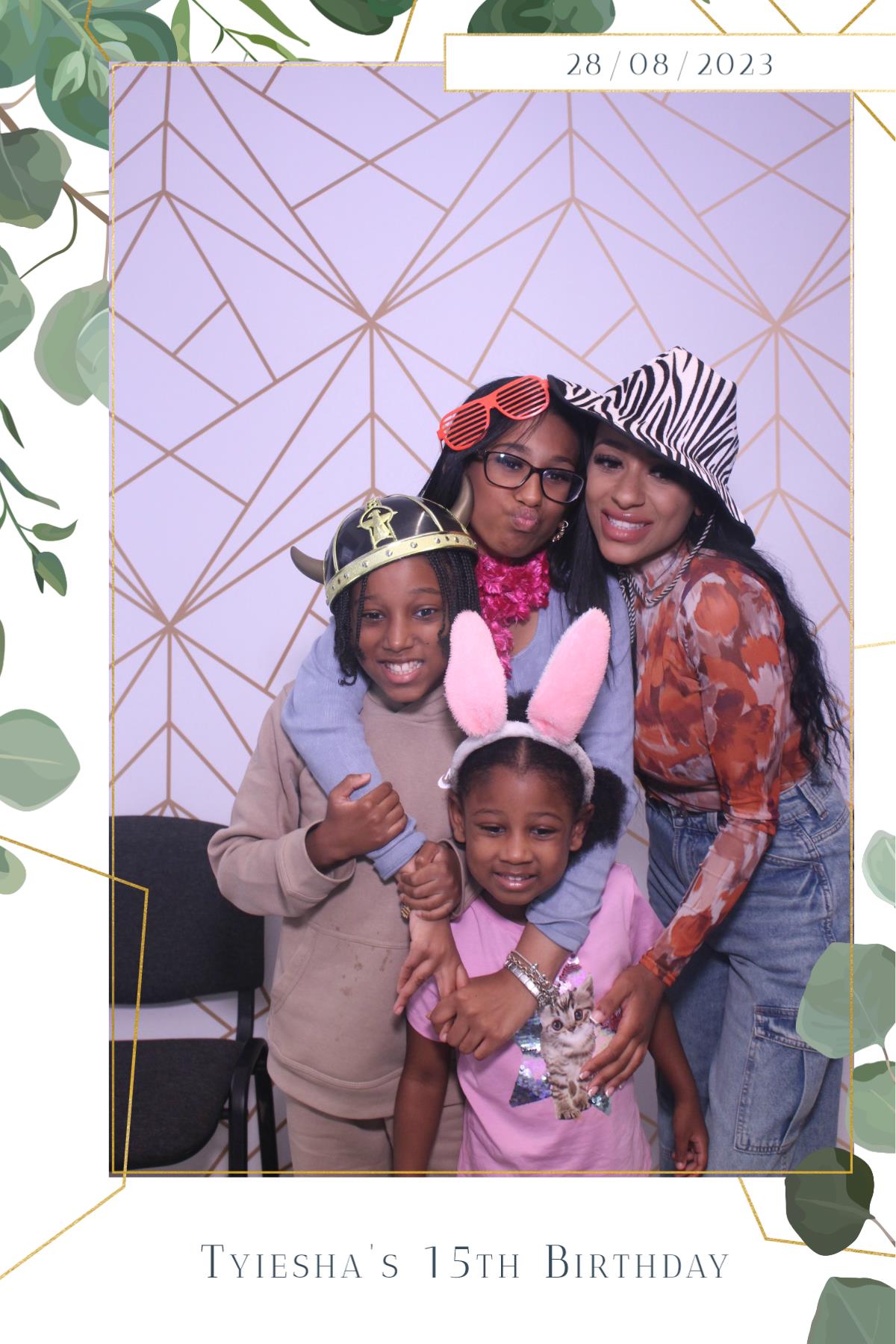 Tyiesha 15th Birthday  | View more photos from the event at gallery.magicimages.uk/u/MagicImages/Tyiesha-15th-Birthday